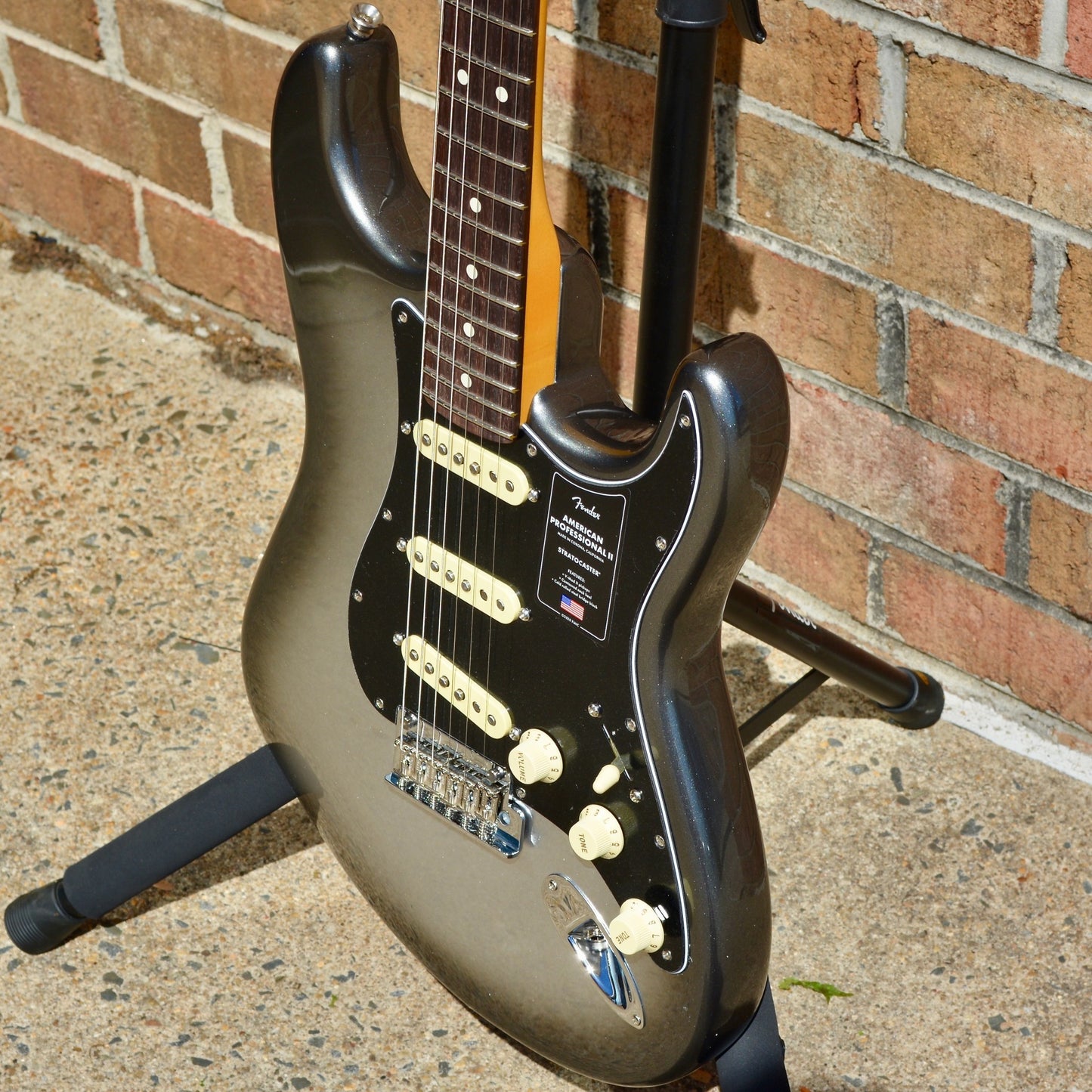 Fender American Professional II Stratocaster®, Rosewood Fingerboard, Mercury