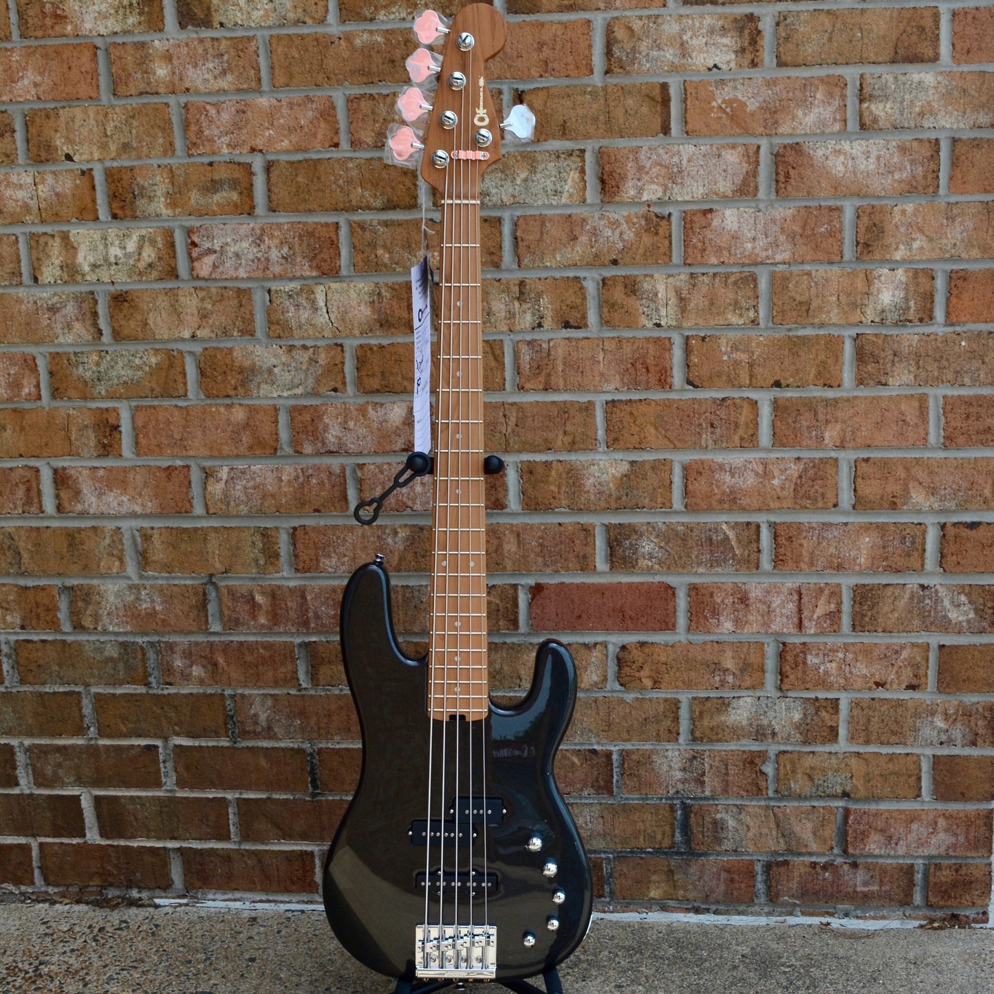 Charvel Pro-Mod San Dimas® Bass PJ V, Caramelized Maple Fingerboard, Metallic Black