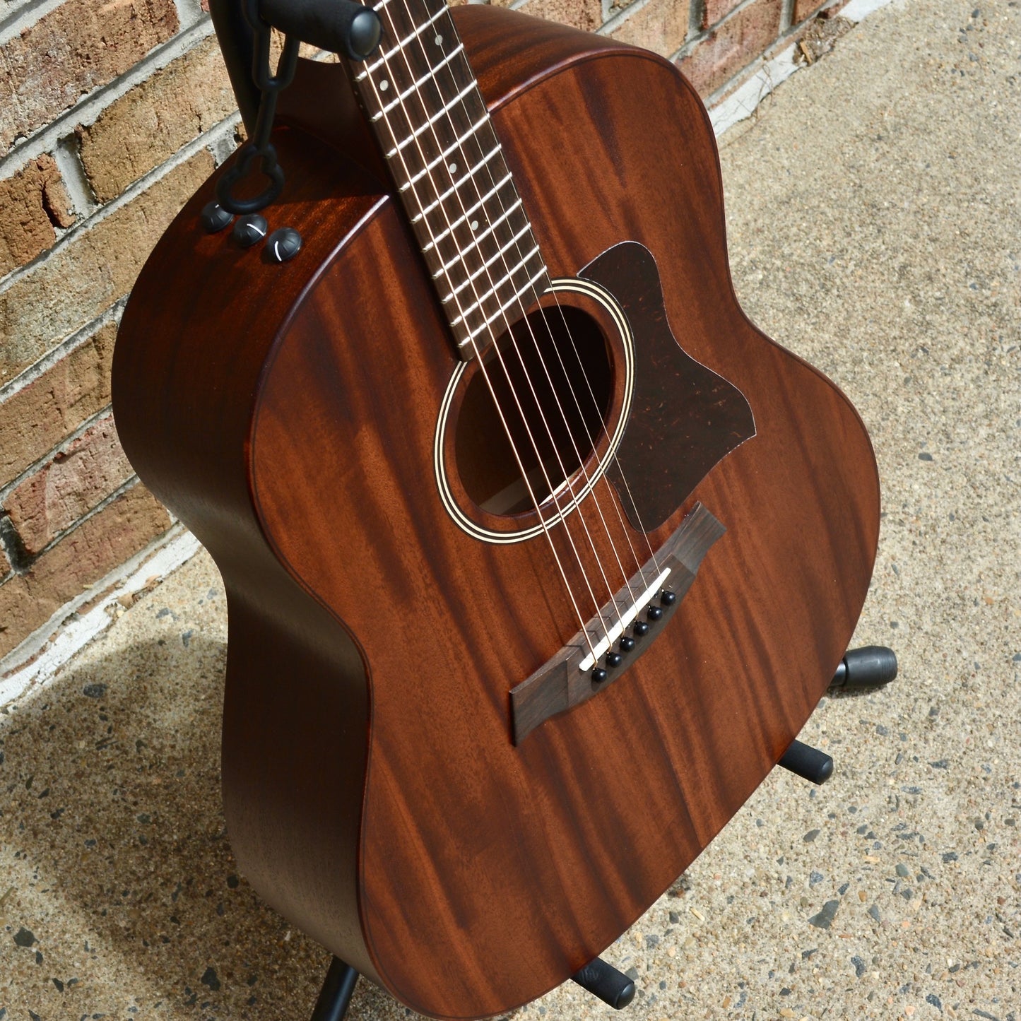 Taylor AD27E