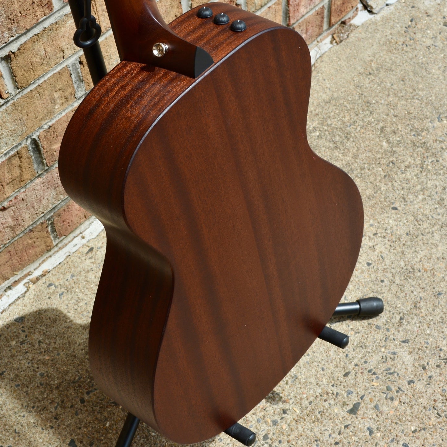 Taylor AD22e