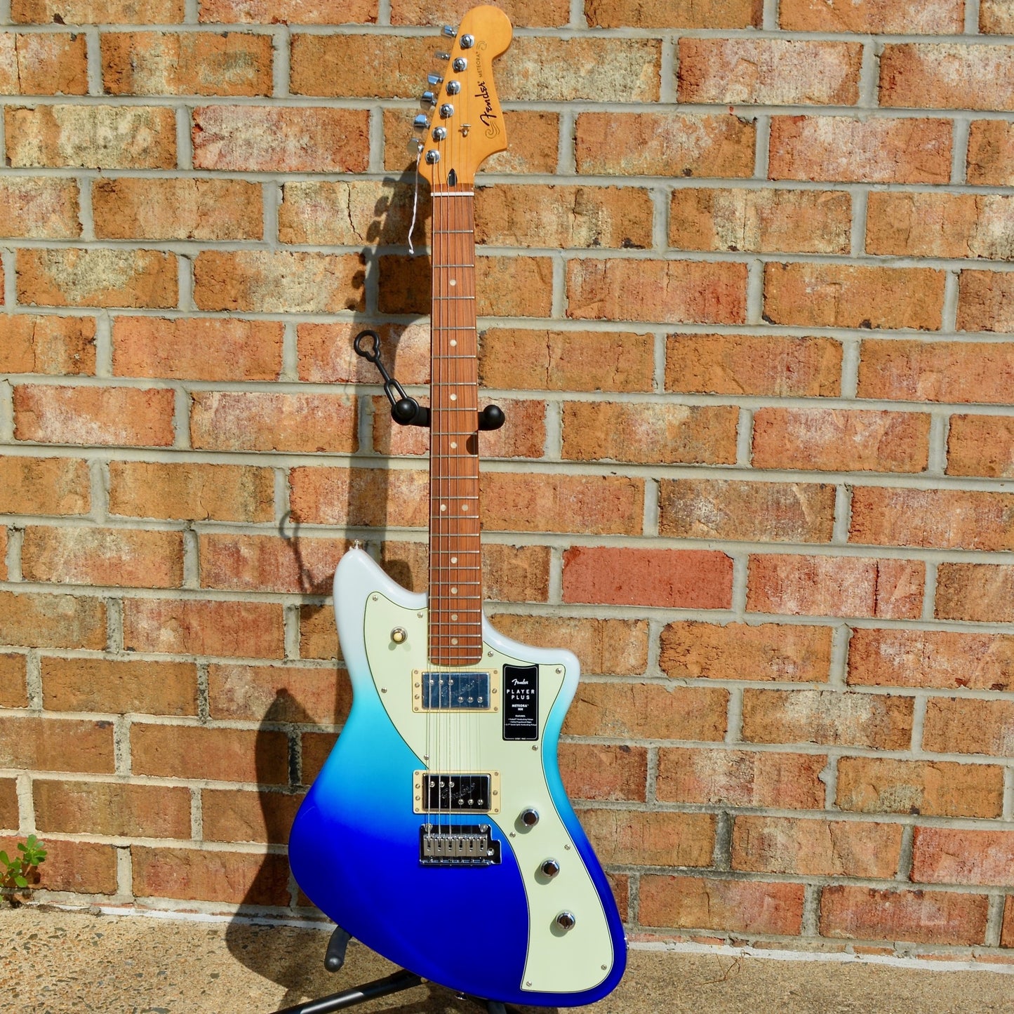Fender Player Plus Meteora® HH, Pau Ferro Fingerboard, Belair Blue