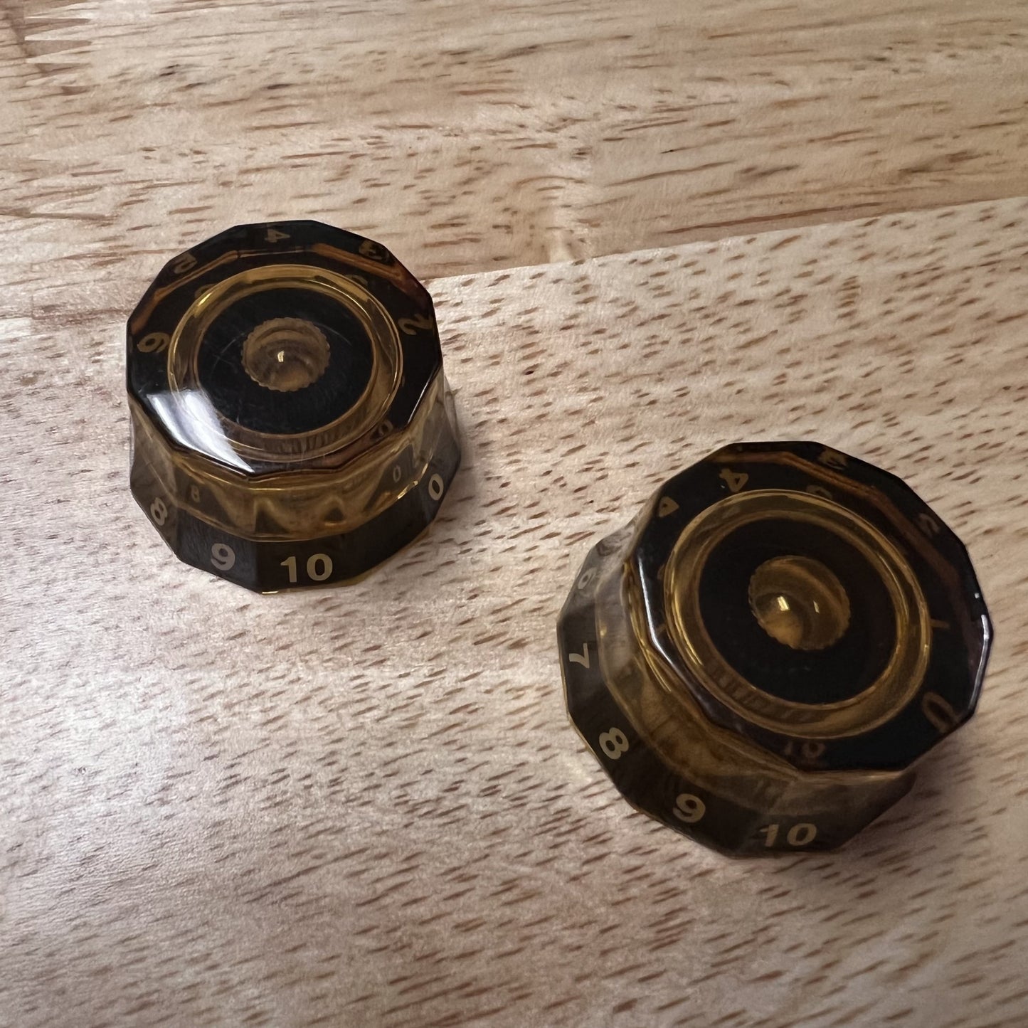 PRS Knobs (2), Lampshade, Amber with Black #'s