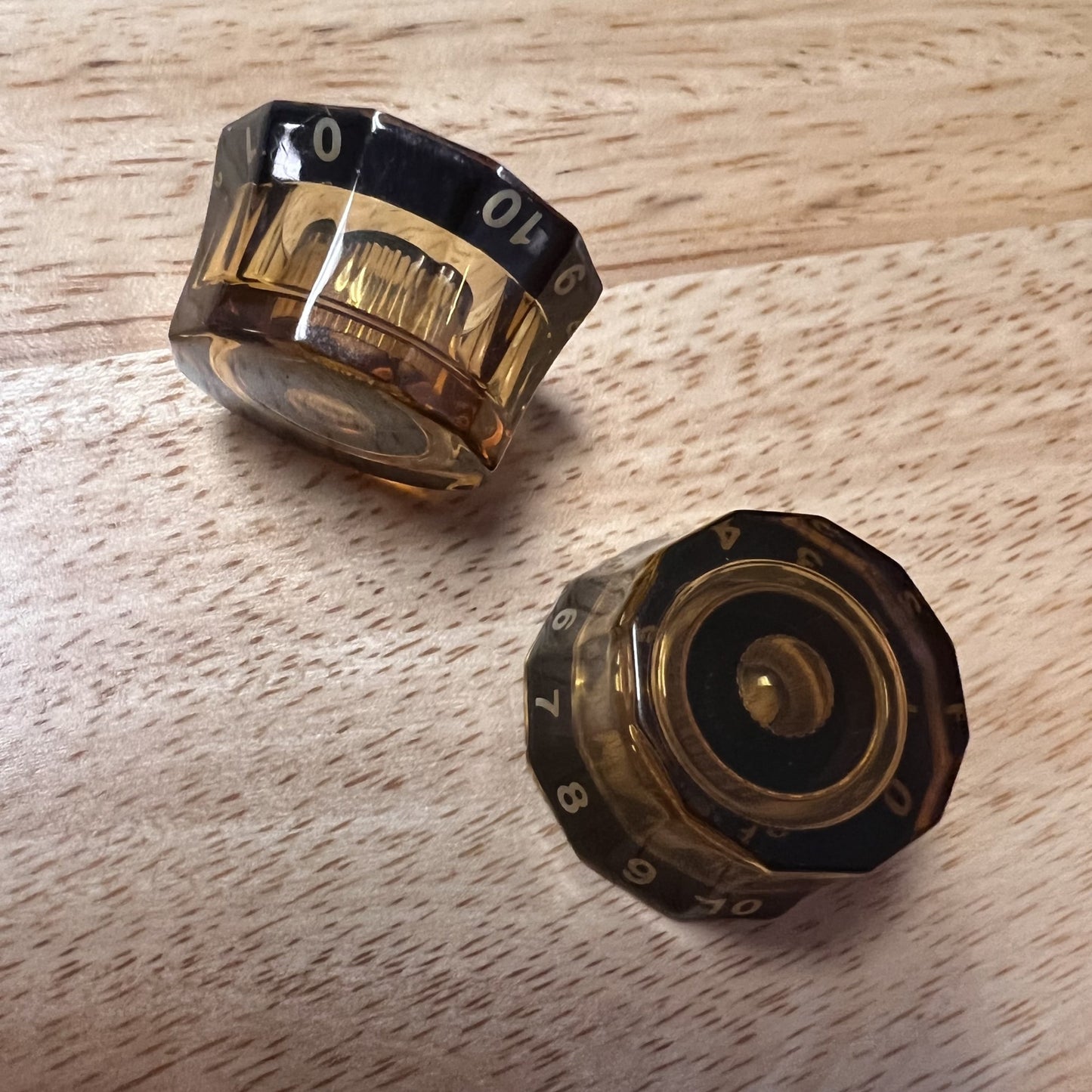 PRS Knobs (2), Lampshade, Amber with Black #'s