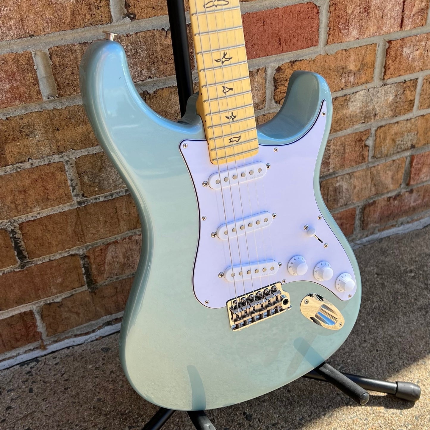 PRS Silver Sky Polar Blue Maple