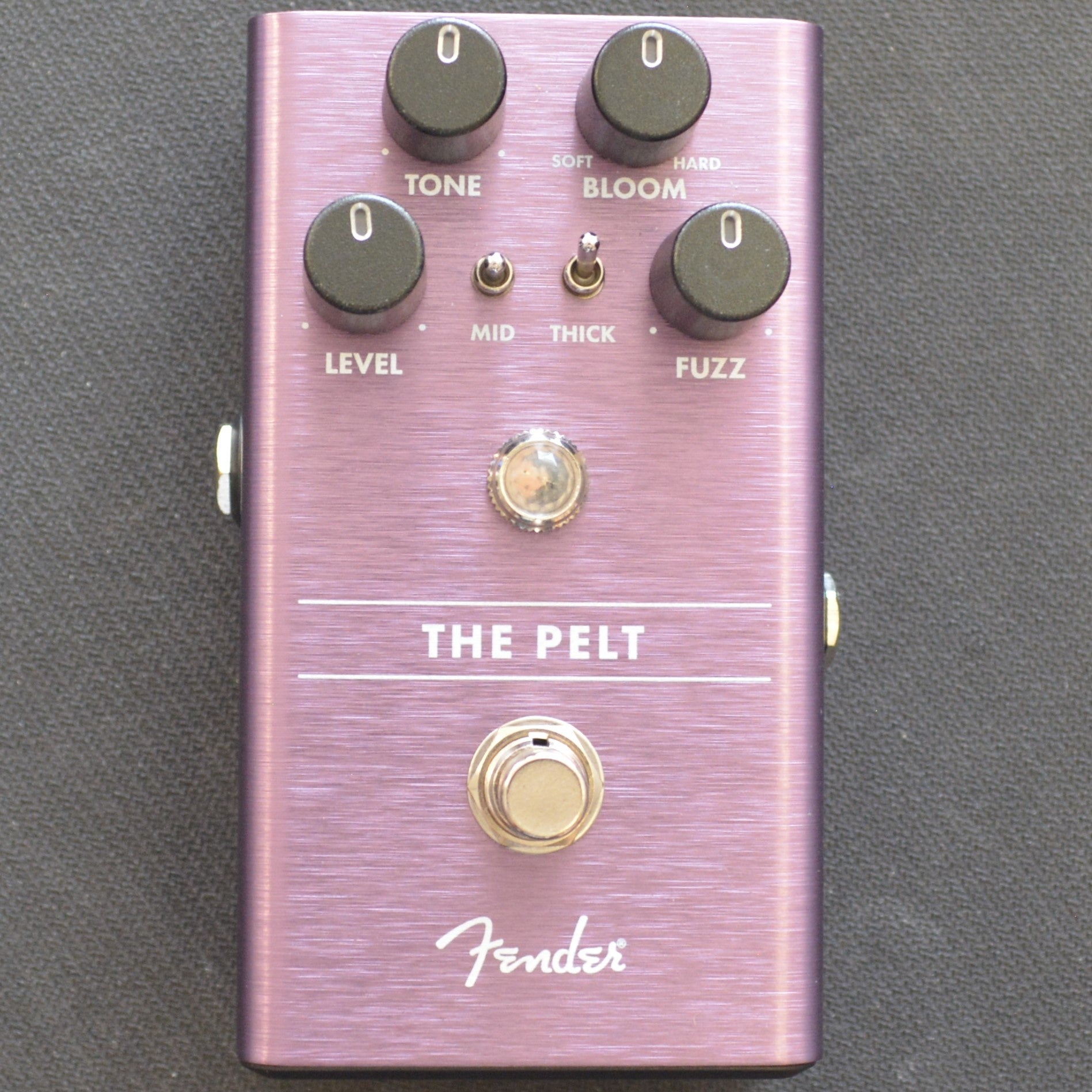 fender the pelt fuzz pedal Fender The Pelt Fuzz