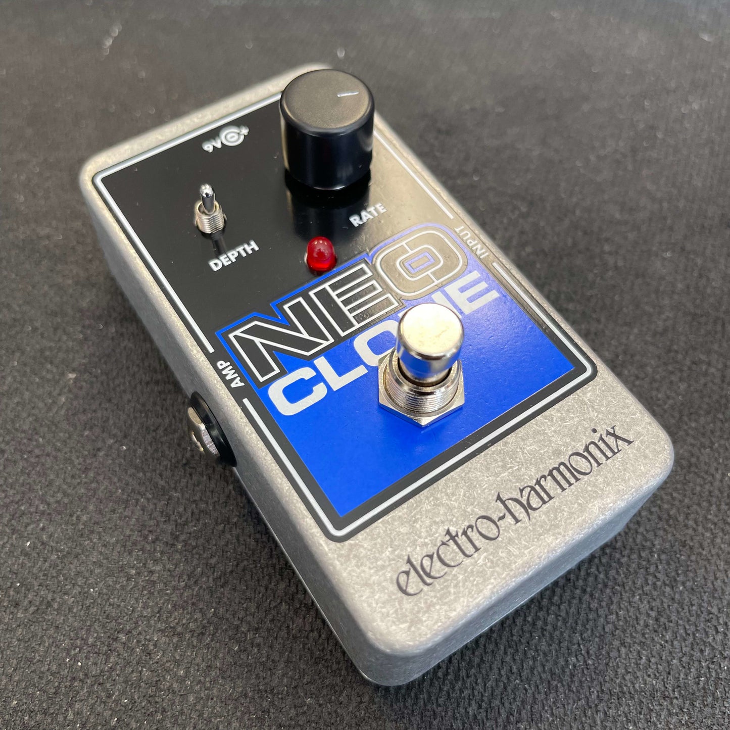 Electro-Harmonix NEO Clone