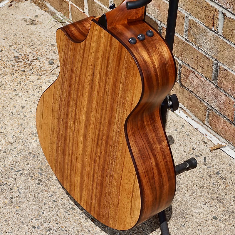 Taylor 722ce