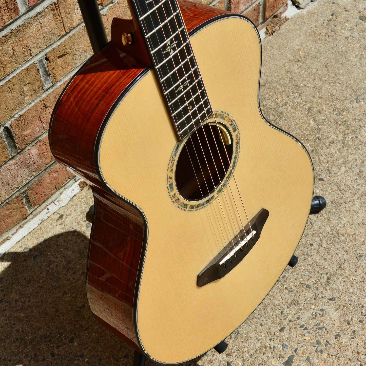 Breedlove Masterclass Custom Concertina Left Handed Adirondack Spruce - Cocobolo
