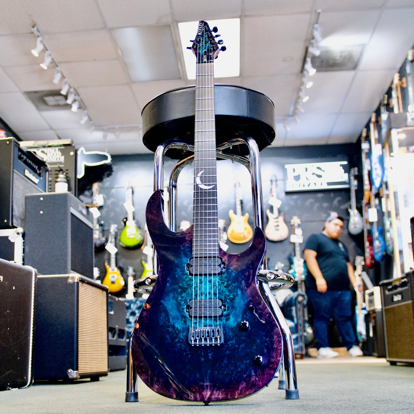 Kiesel Aries 6 w/ Poplar Burl Top - Reverse Monsterburst w/ softcase