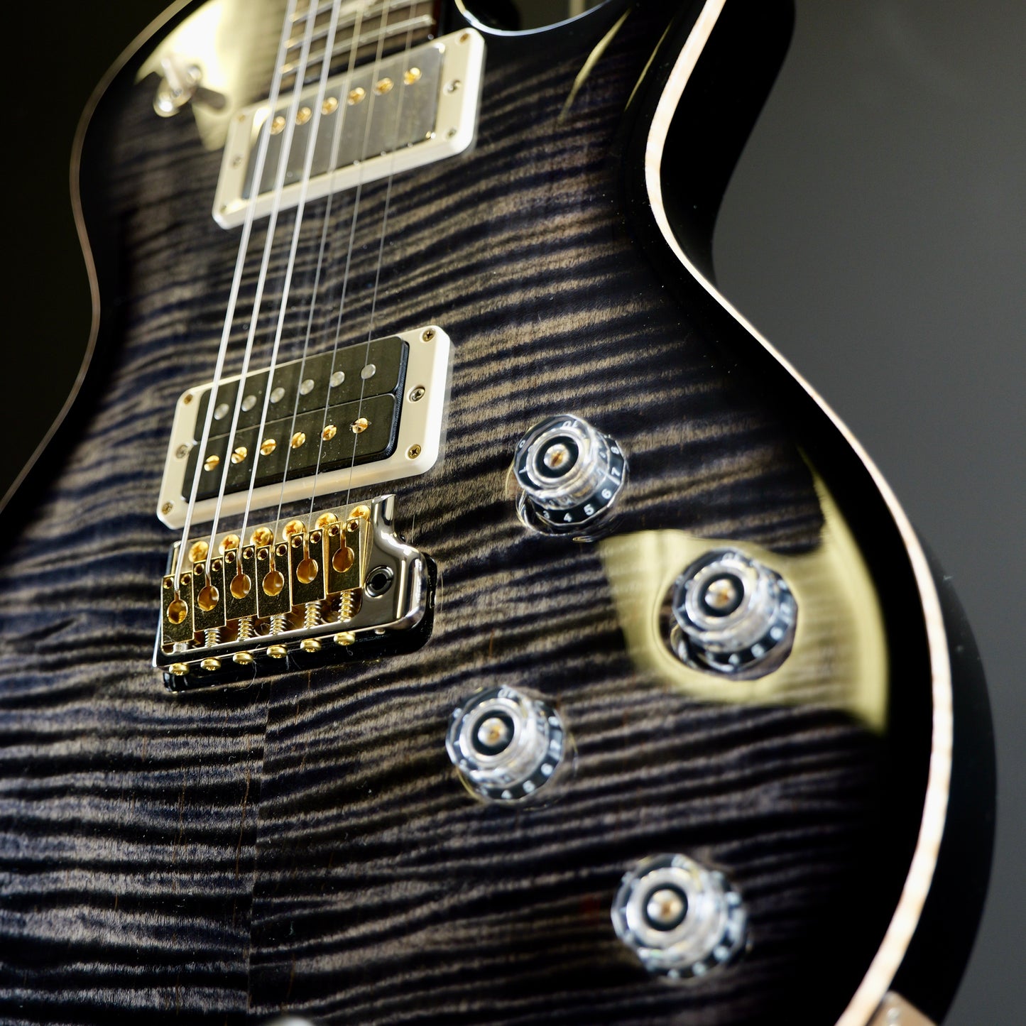 PRS Tremonti Signature Charcoal Contour Burst 10 Top