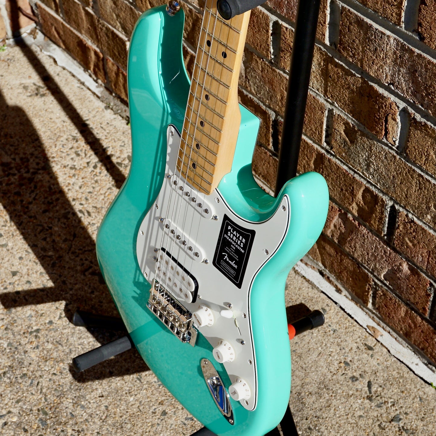 Fender Player Stratocaster HSS Maple Fingerboard Sea Foam Green