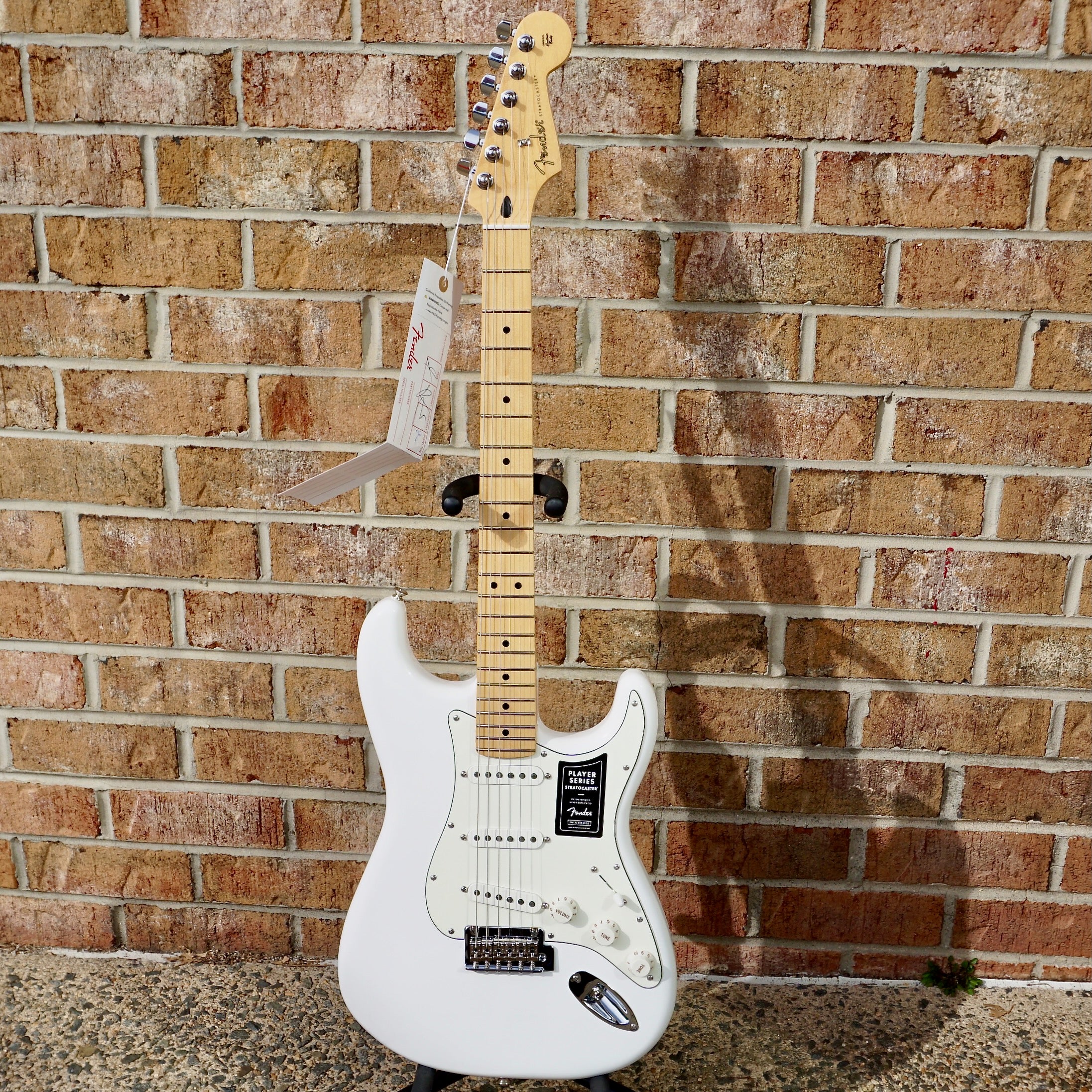 Fender Player Stratocaster Maple Fingerboard Polar White – Matt's Guitars