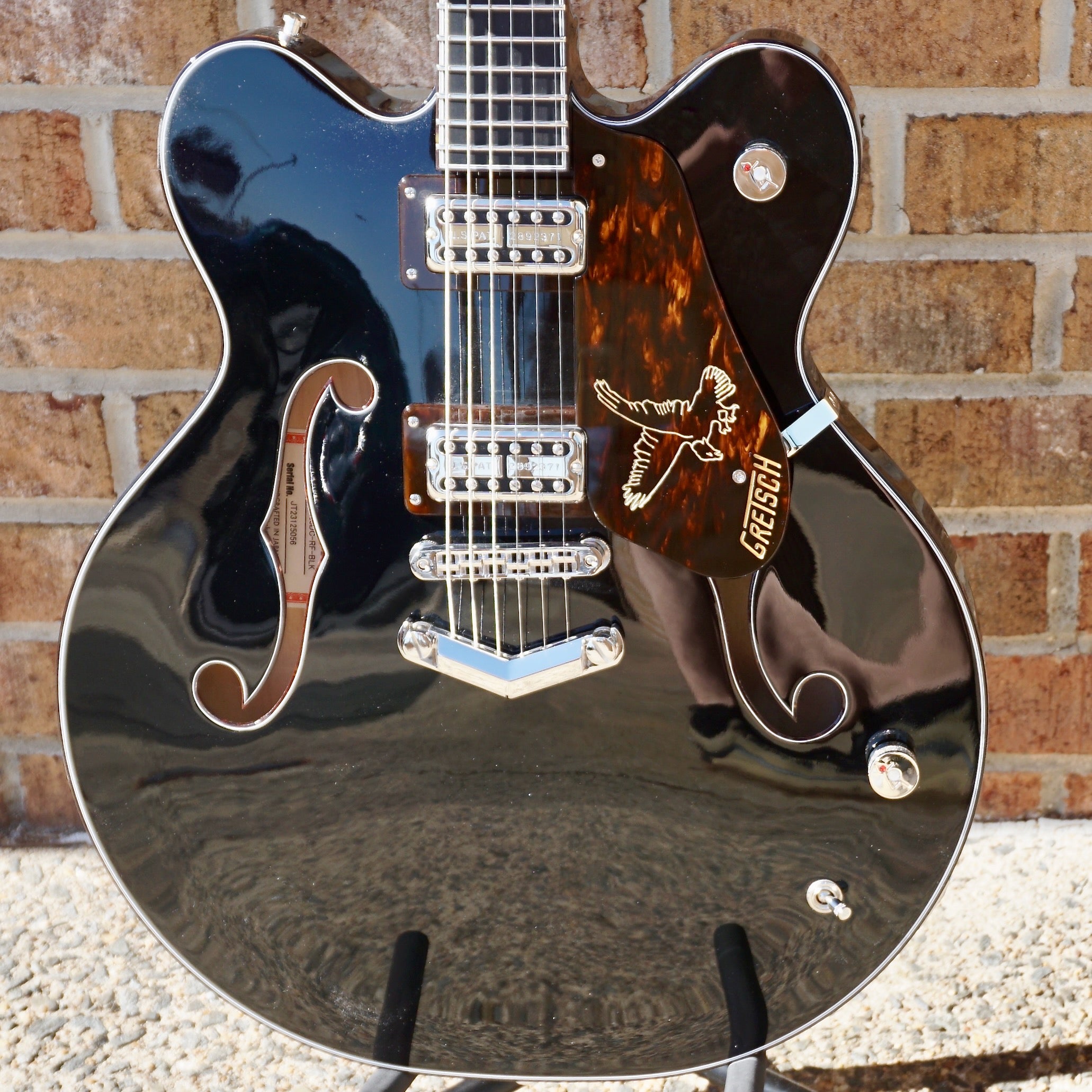 Gretsch G6636-RF Richard Fortus Signature Falcon Center Block with  V-Stoptail Ebony Fingerboard Black