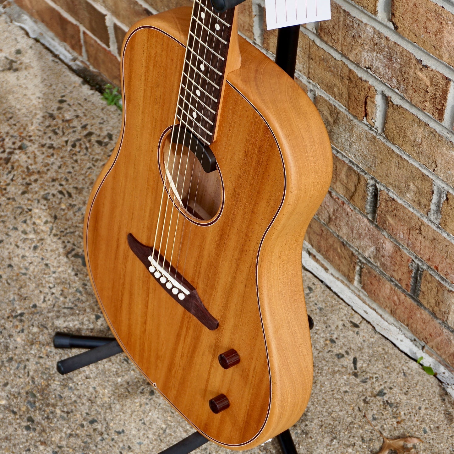 Fender Highway Series Dreadnought Rosewood Fingerboard All-Mahogany