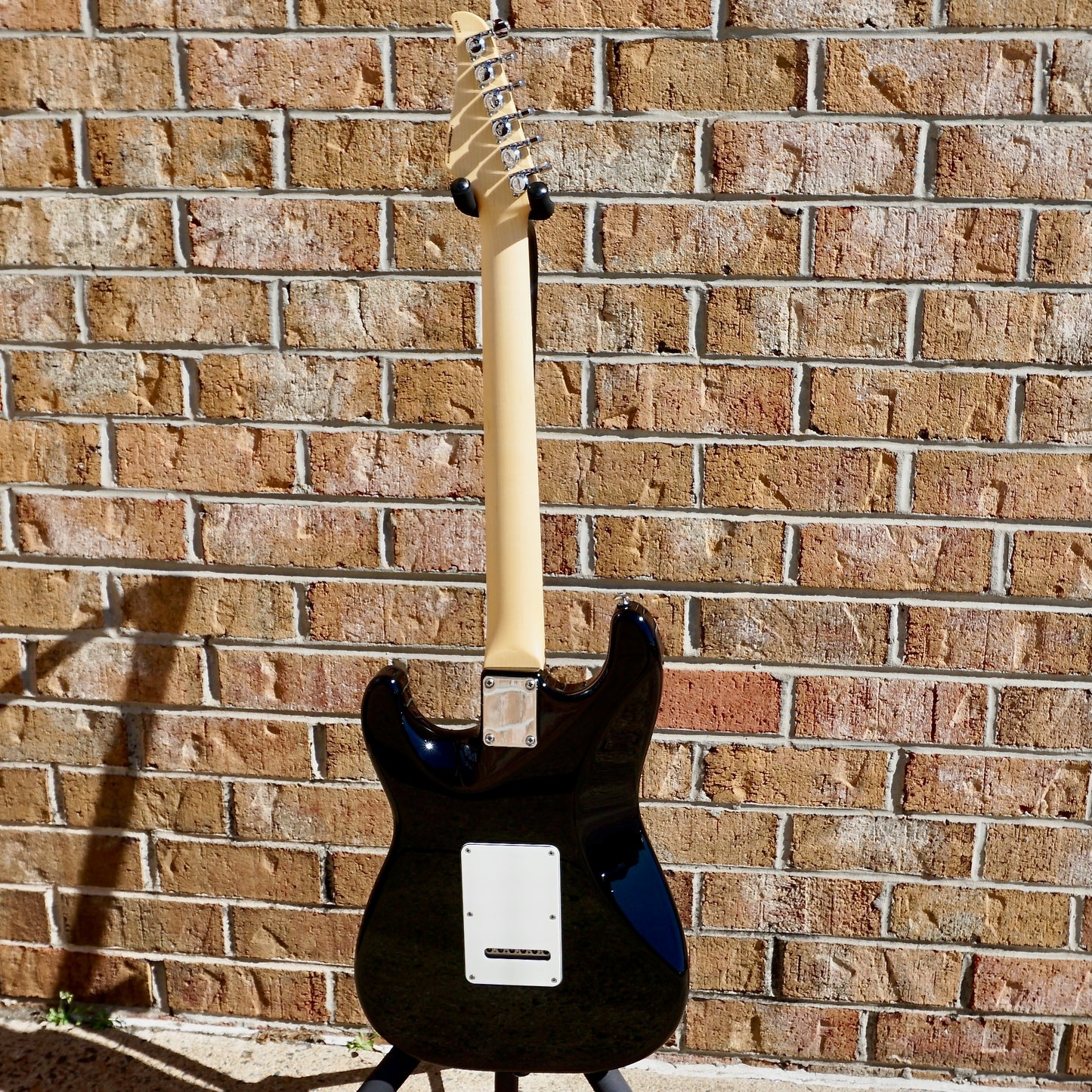 Suhr Classic S Black