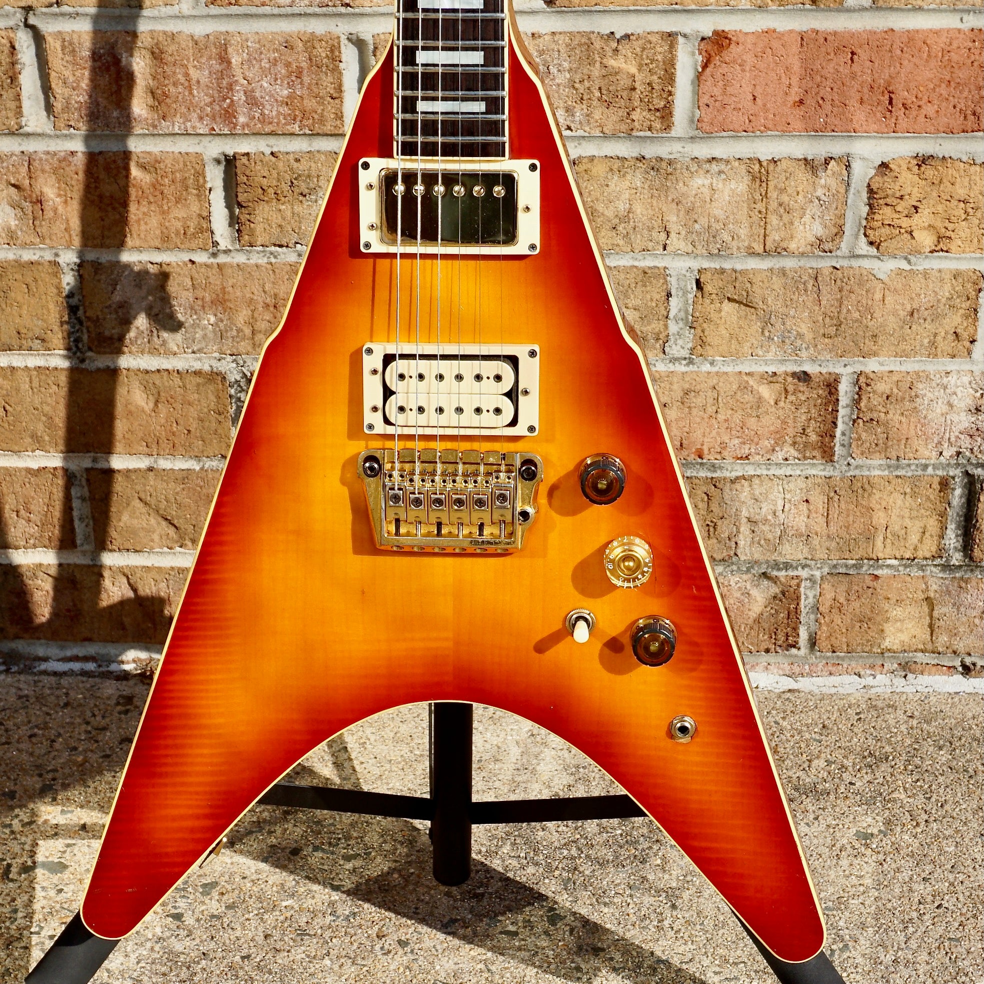 Ibanez X Series RR550 Cherry Sunburst V 1983 – Matt's Guitars