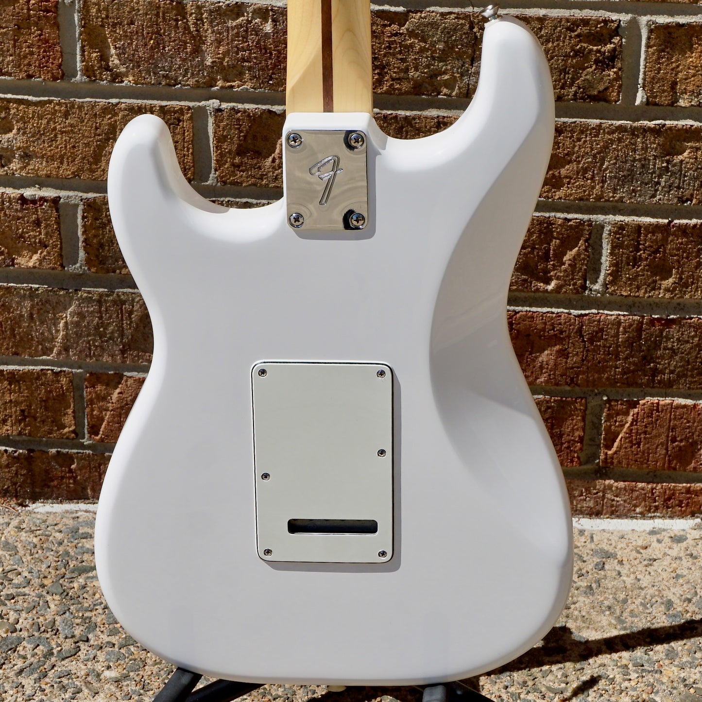 Fender Player Stratocaster Maple Fingerboard Polar White w/ Texas Special Pickups