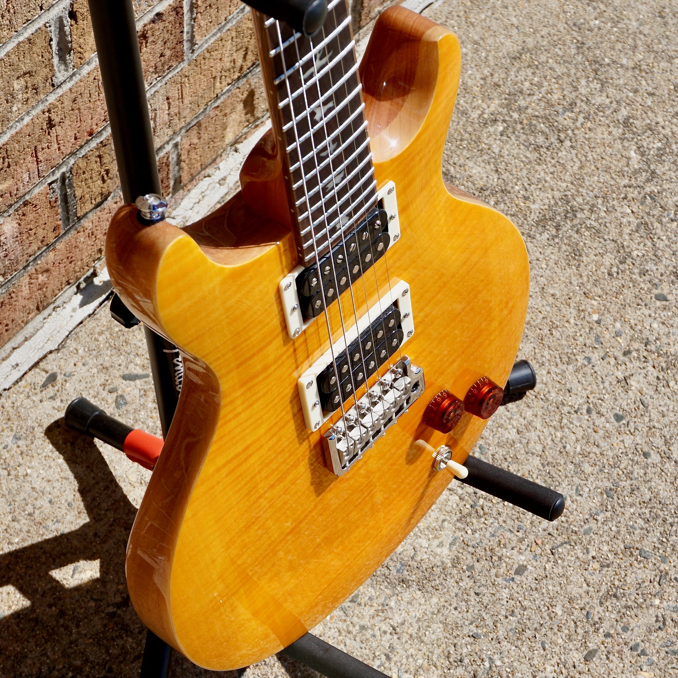 PRS SE Santana Yellow – Matt's Guitars