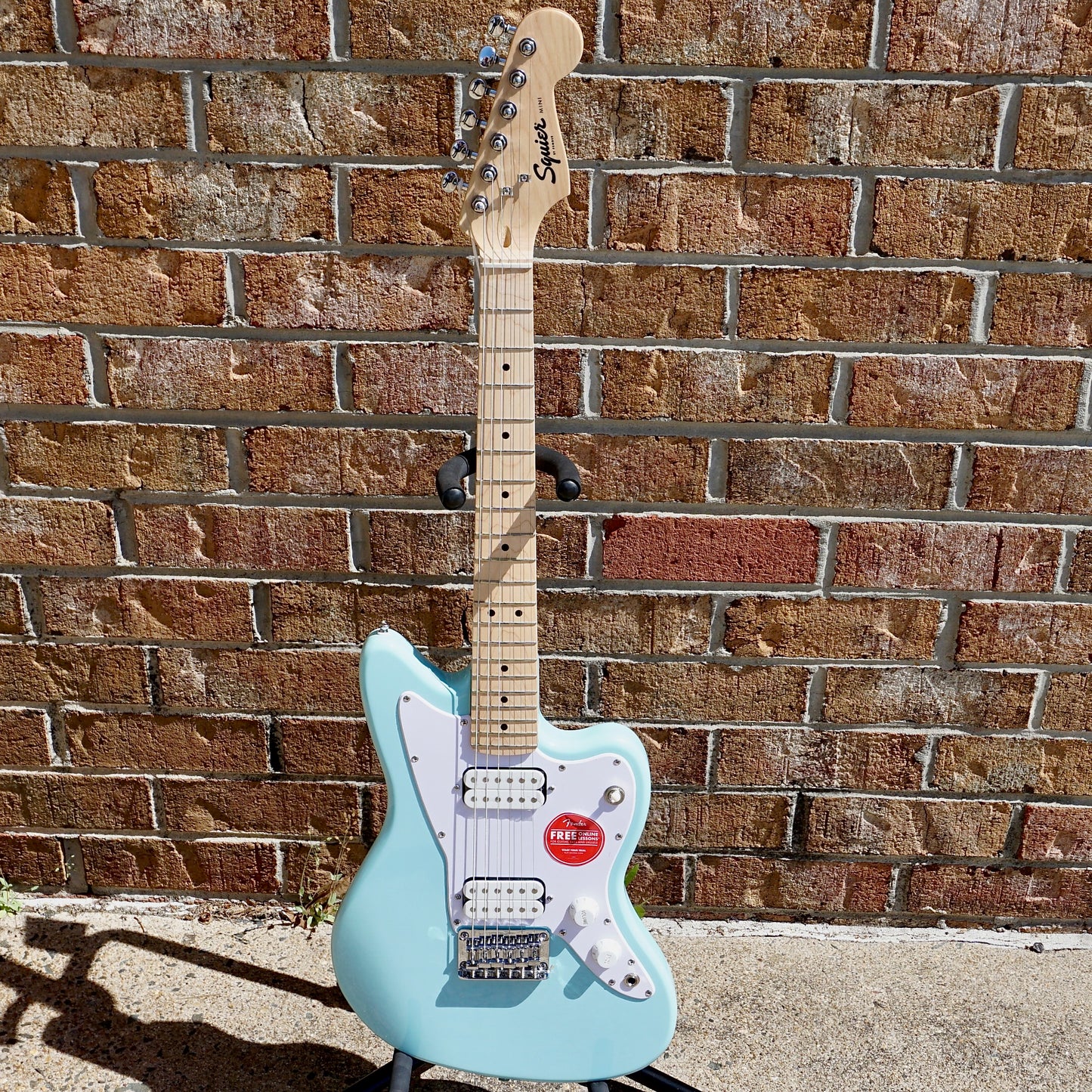 Fender Squier Mini Jazzmaster HH Maple Fingerboard Daphne Blue