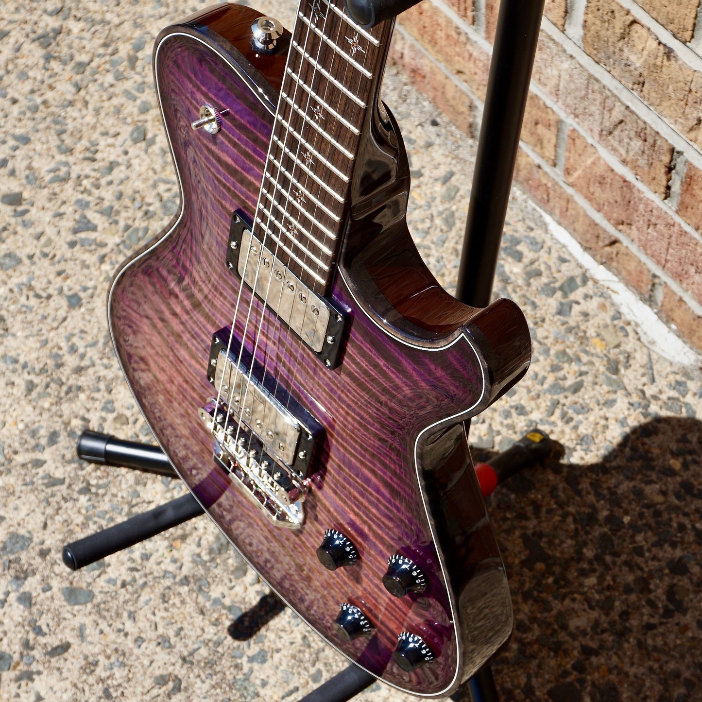 Knaggs Kenai Pinklo Onyx Binding