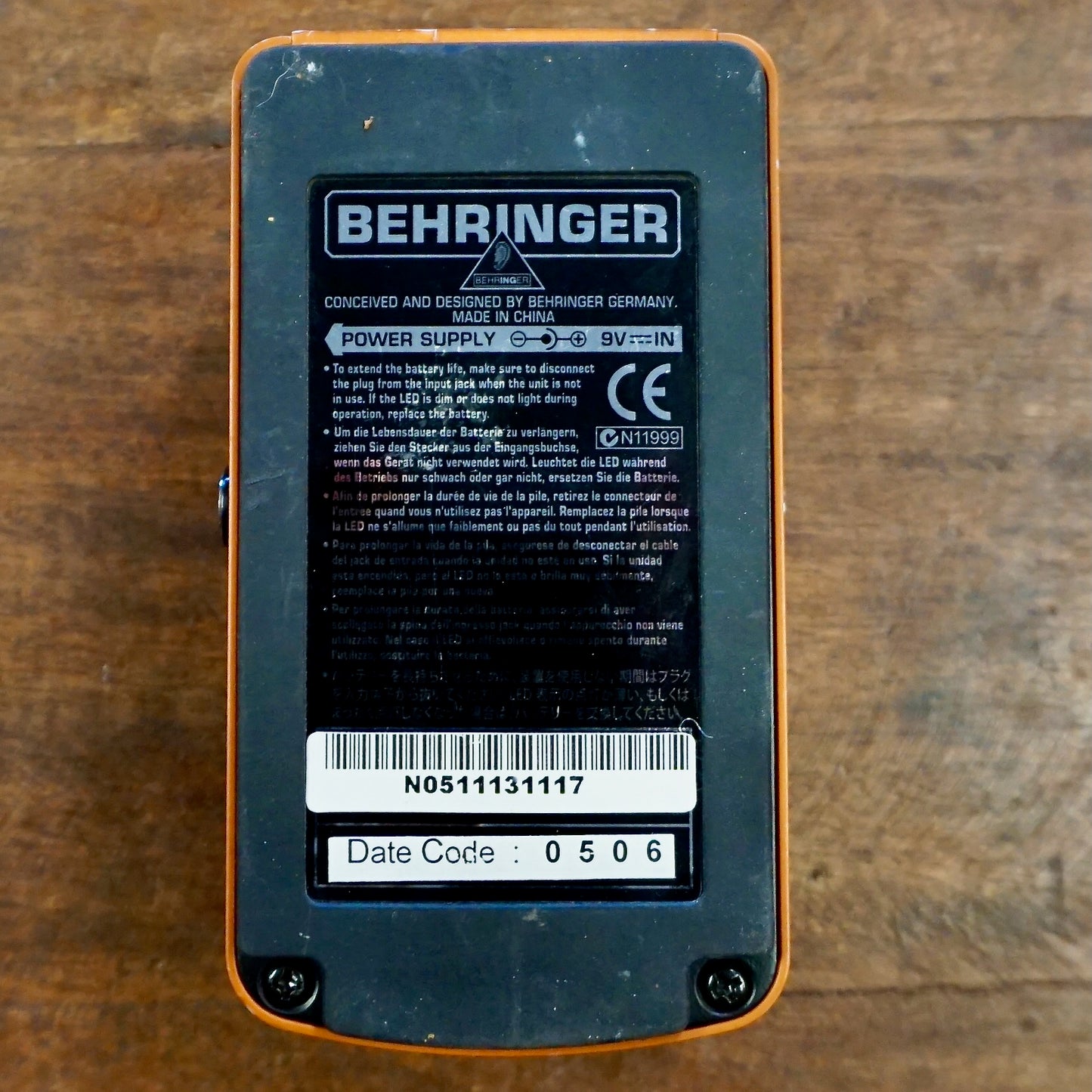 Behringer Ultra Tremolo UT100