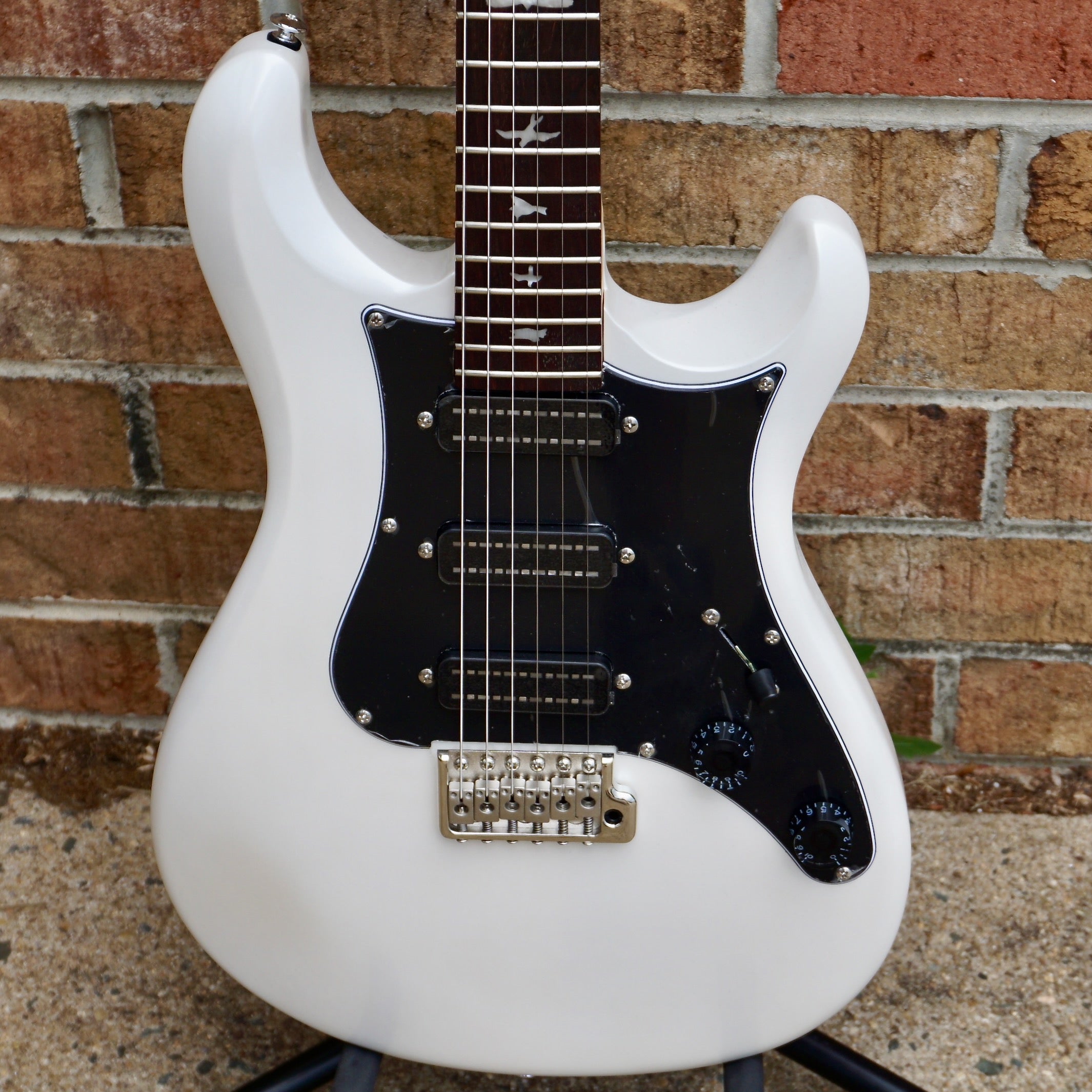 PRS SE NF3 Pearl White Rosewood – Matt's Guitars