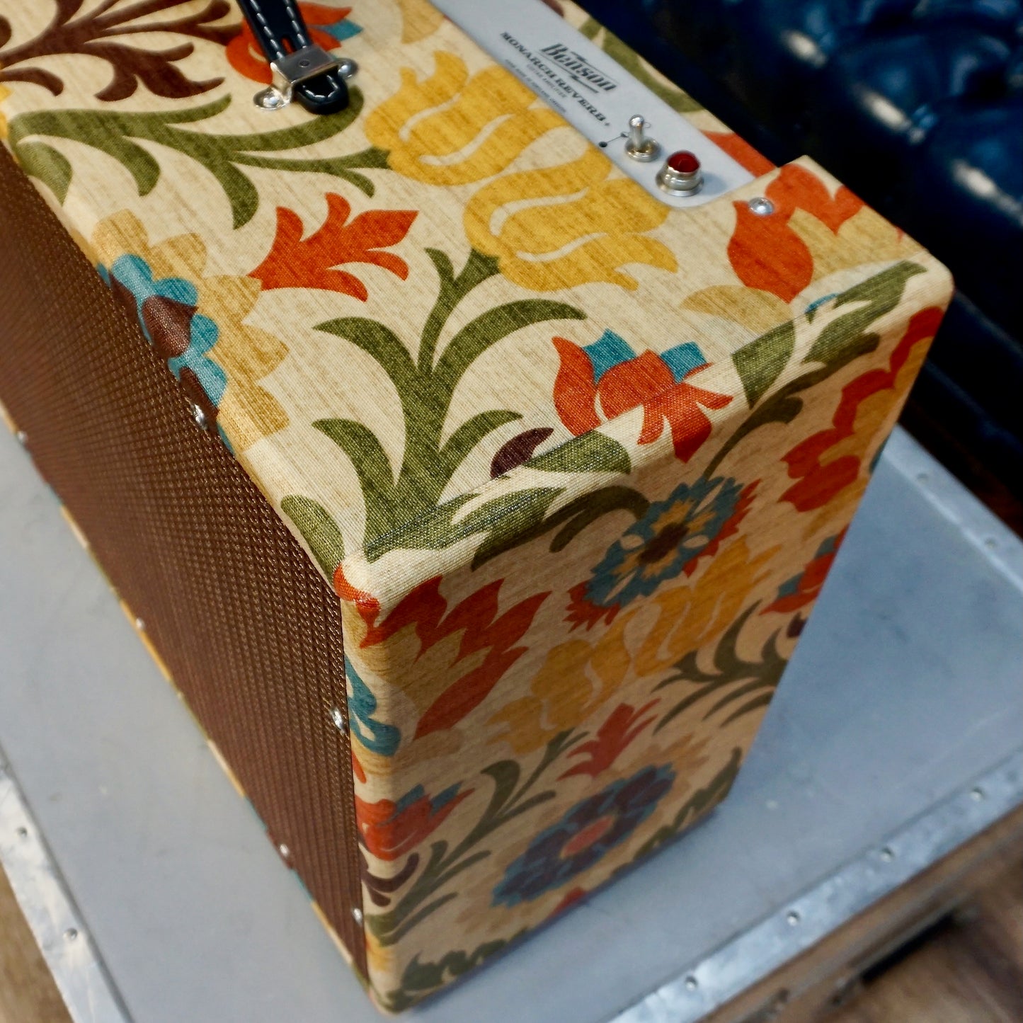 Benson Monarch Reverb + Combo Desert Gertie Oxblood Grill