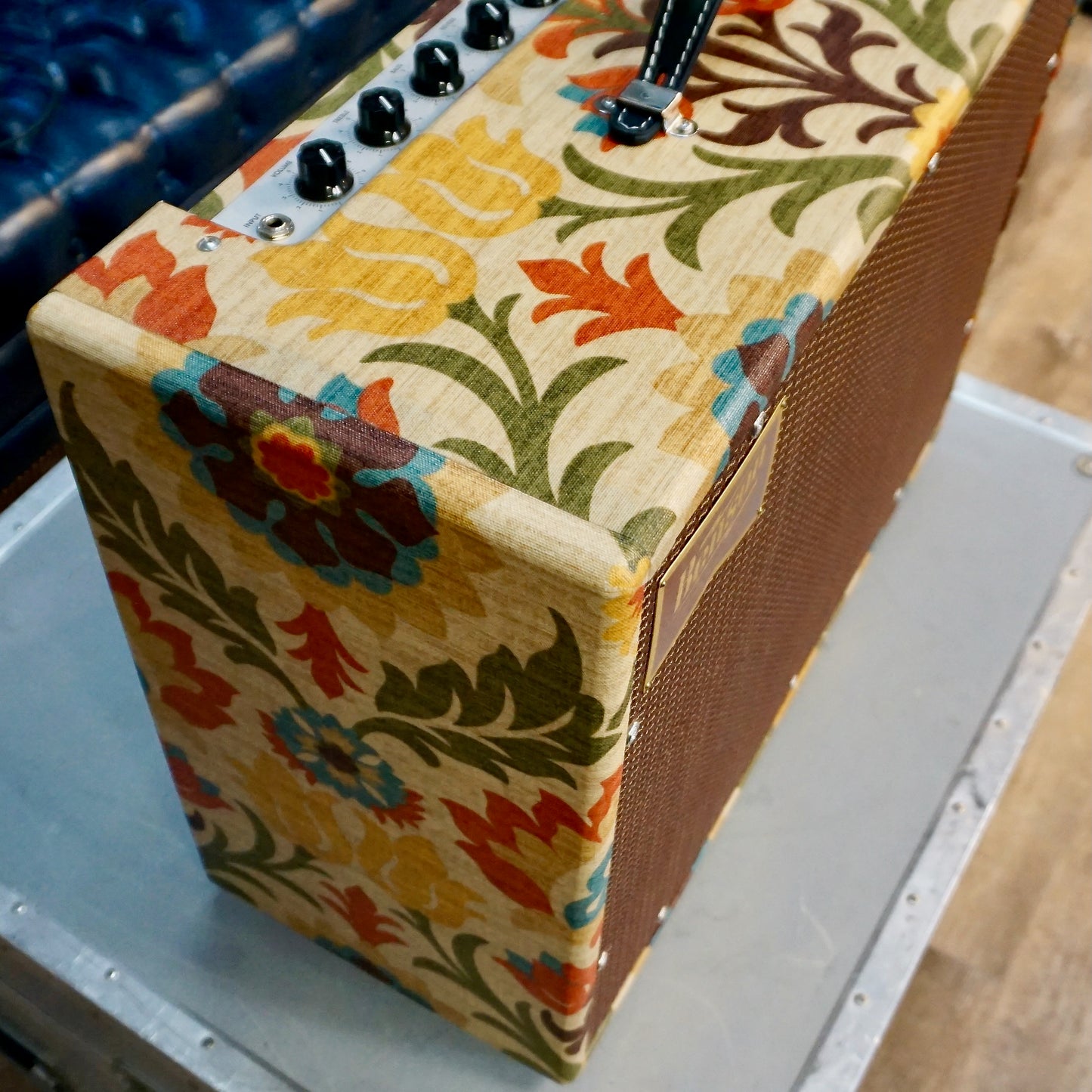 Benson Monarch Reverb + Combo Desert Gertie Oxblood Grill