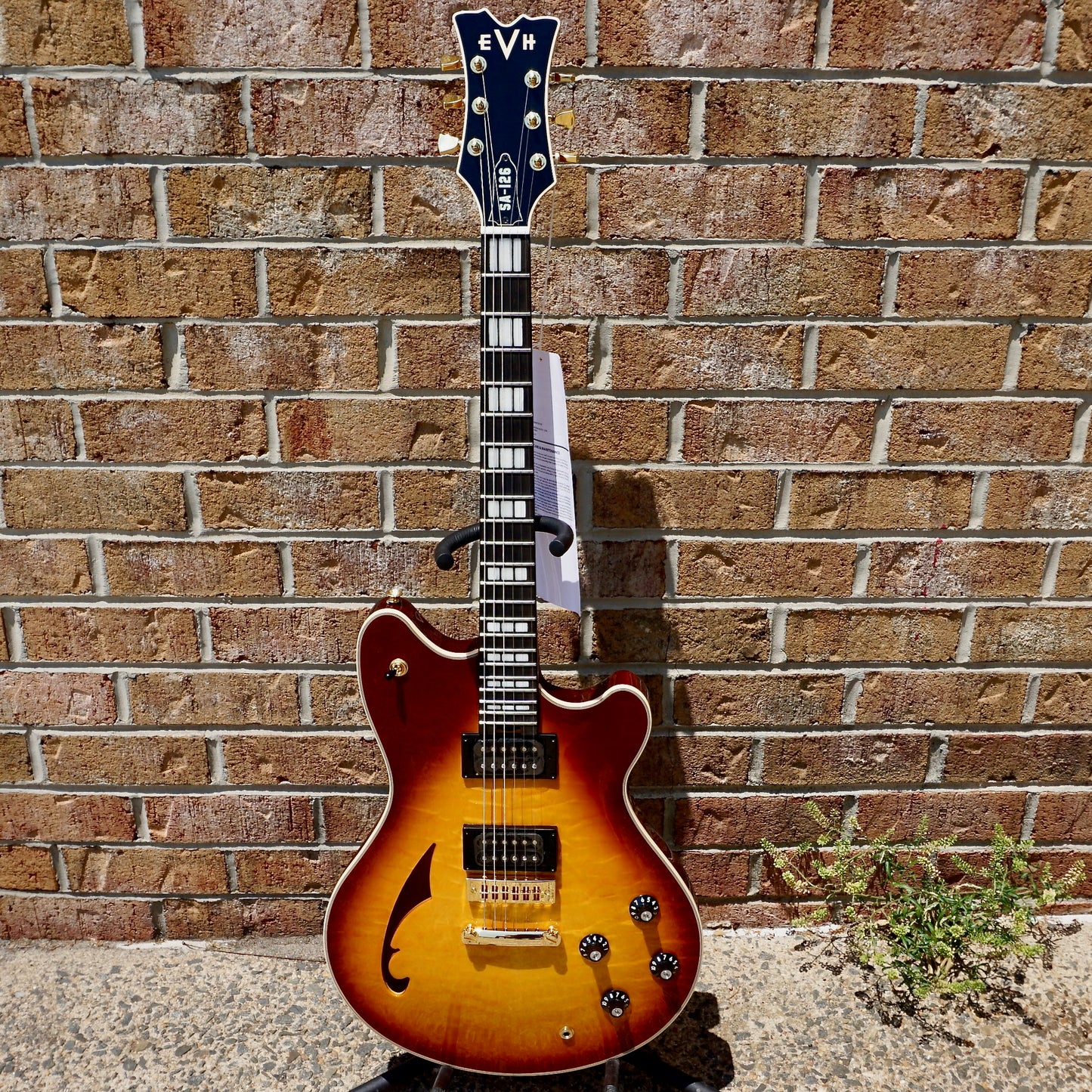 EVH SA-126 Special QM Tobacco Sunburst