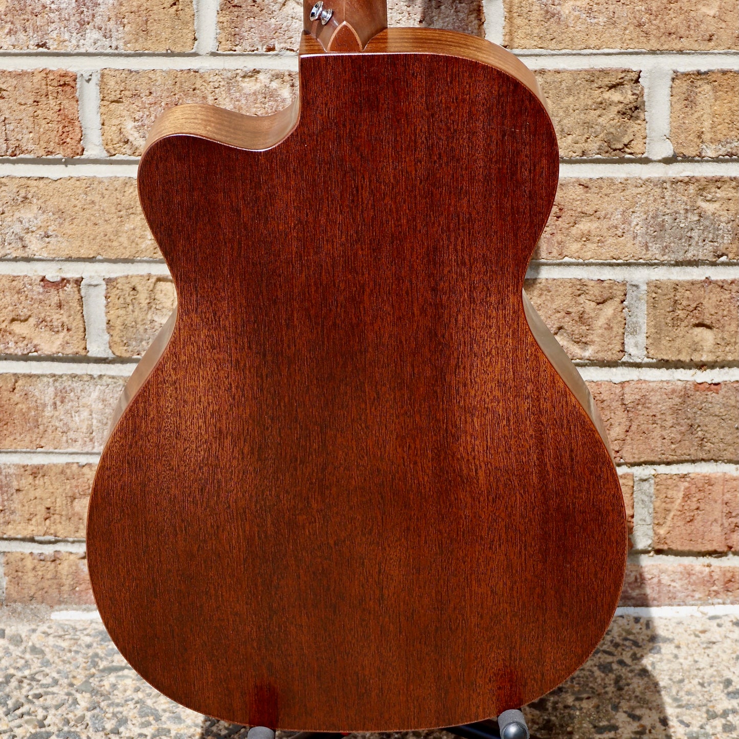 Martin 000CJR-10E StreetMaster