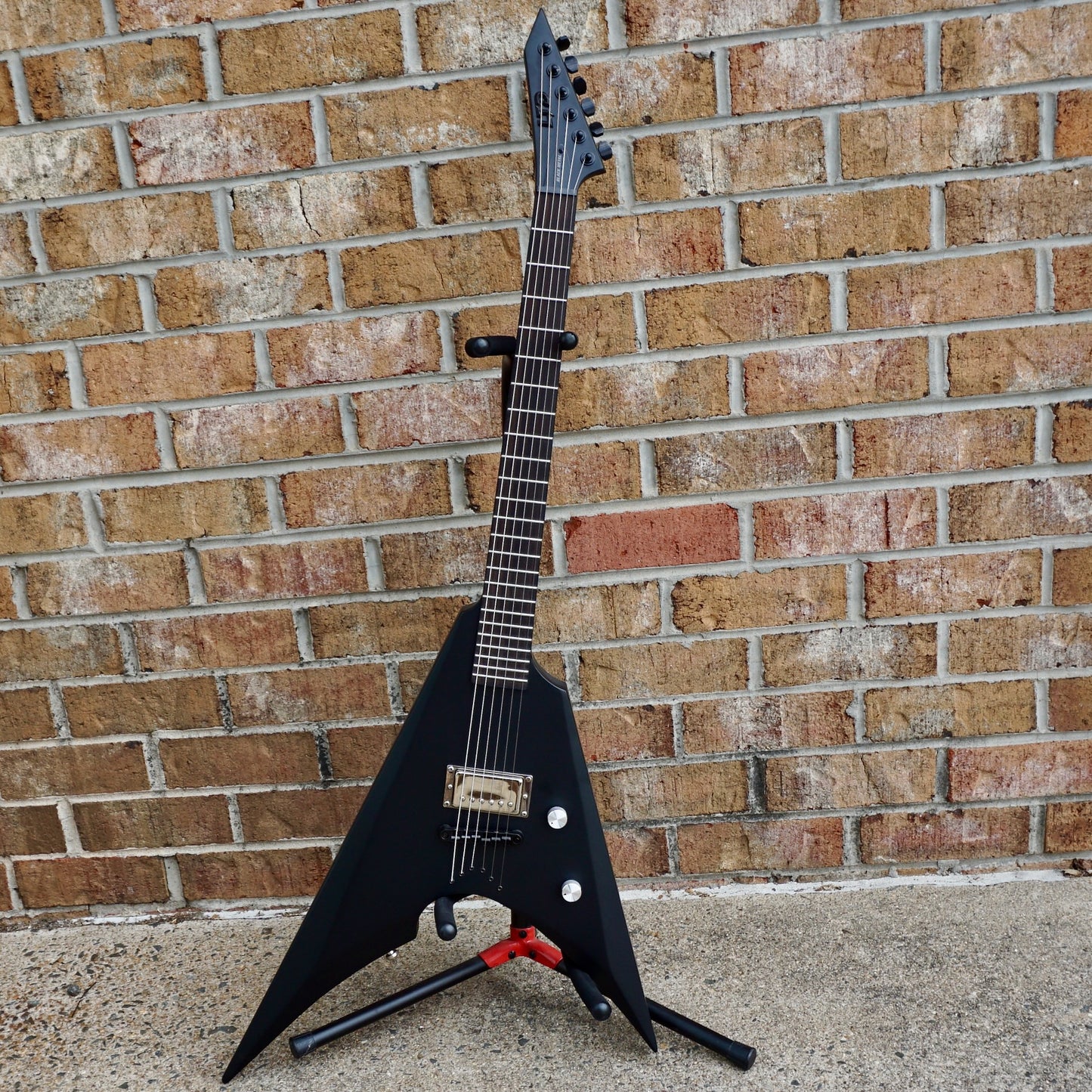 ESP LTD Arrow-NT Black Metal Satin w/ PRS Metal Pickup