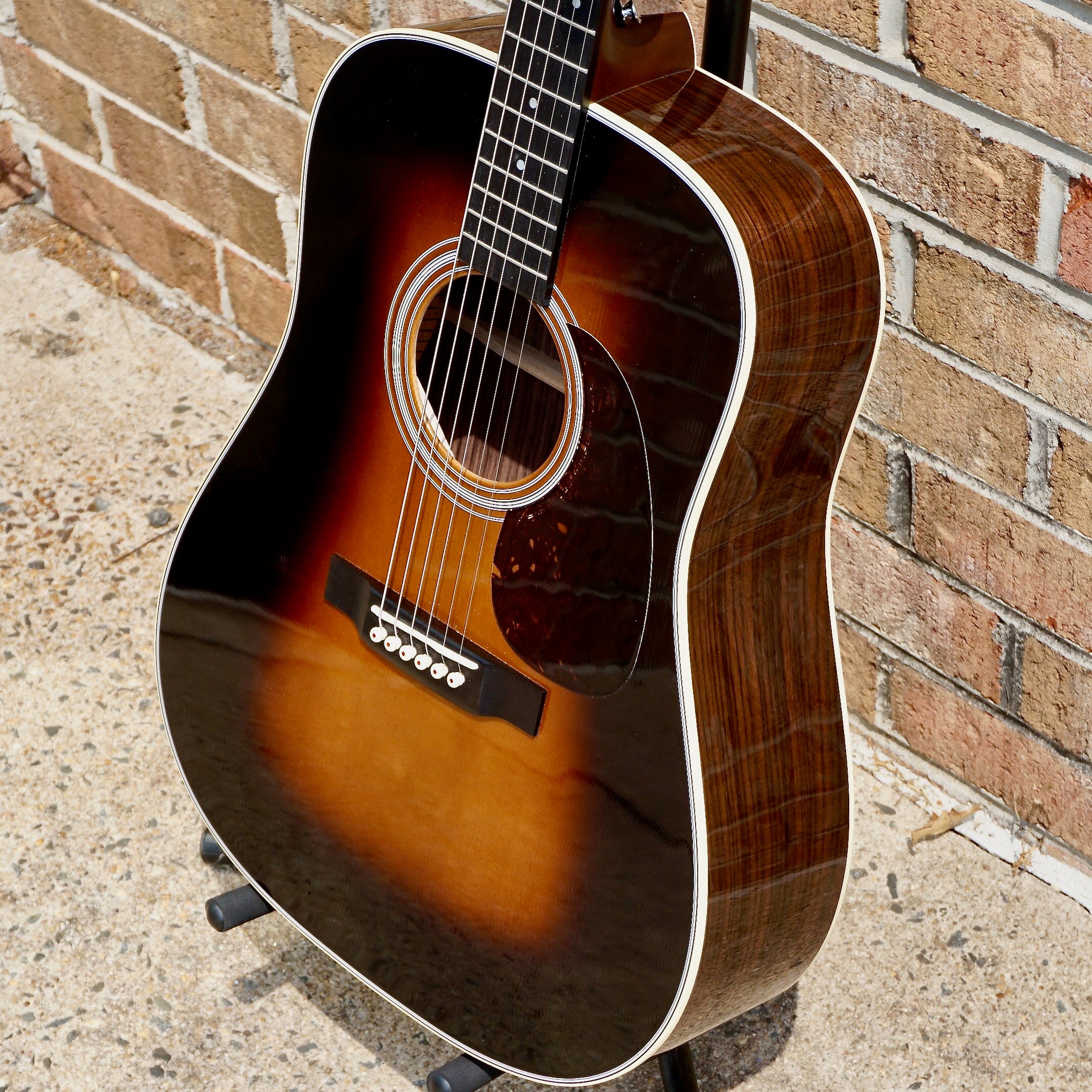 Martin hd 28 sunburst for deals sale