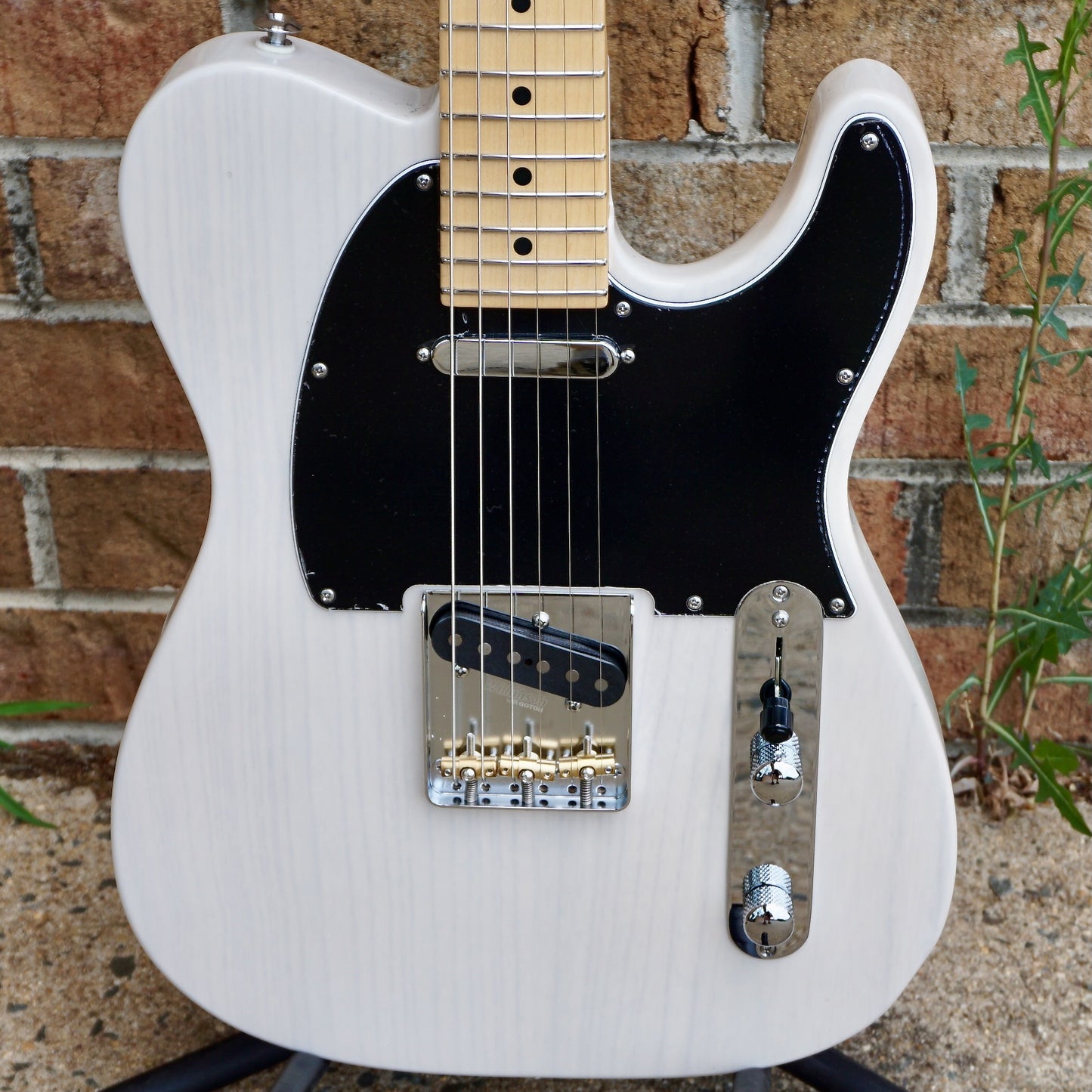 Suhr Classic T Trans White