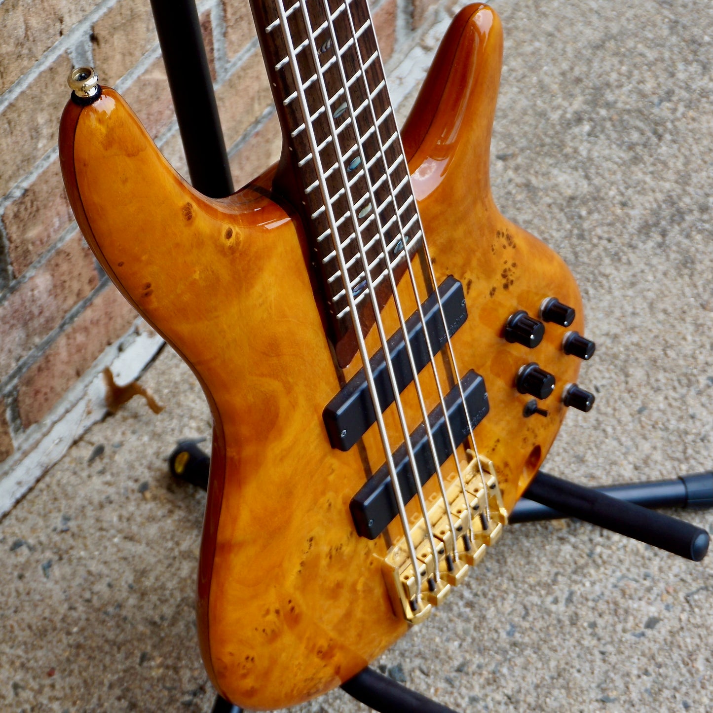 Ibanez SR805 5 String Bass Amber