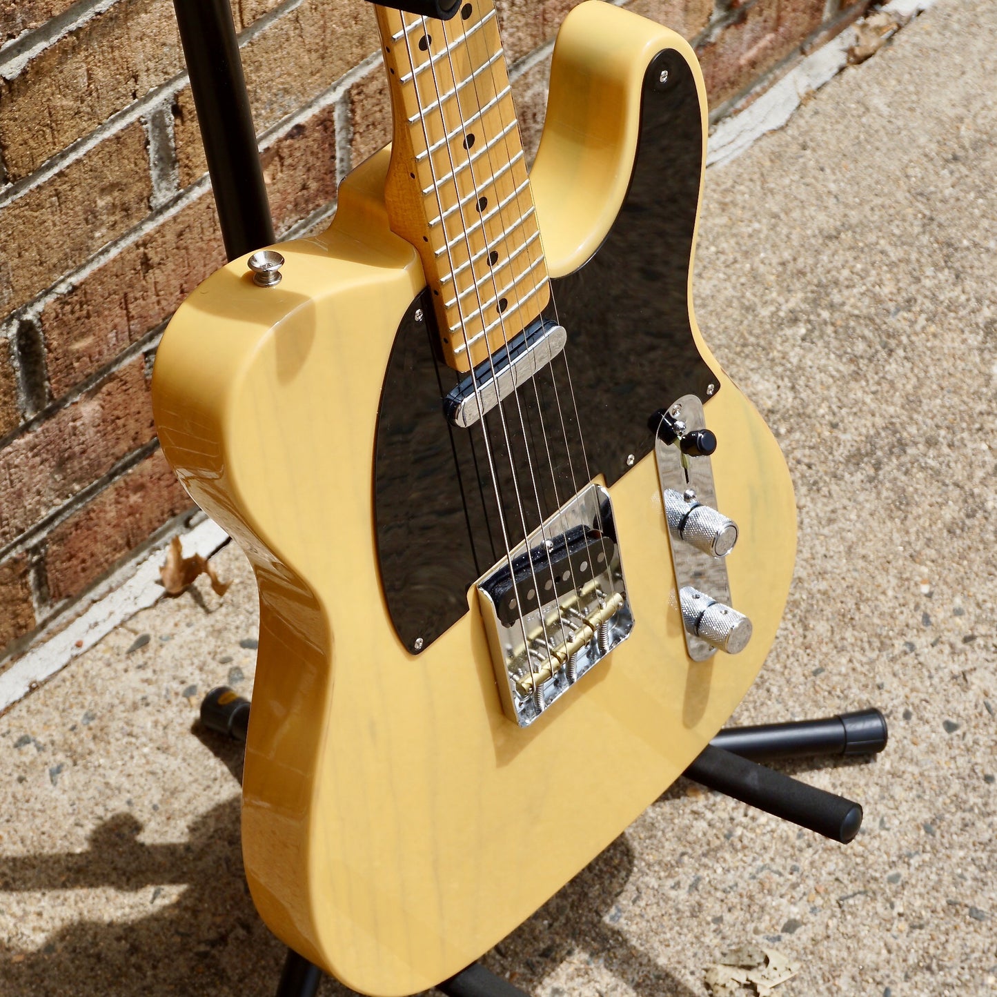 Fender Classic Player Baja Telecaster®, Maple Fingerboard, Blonde