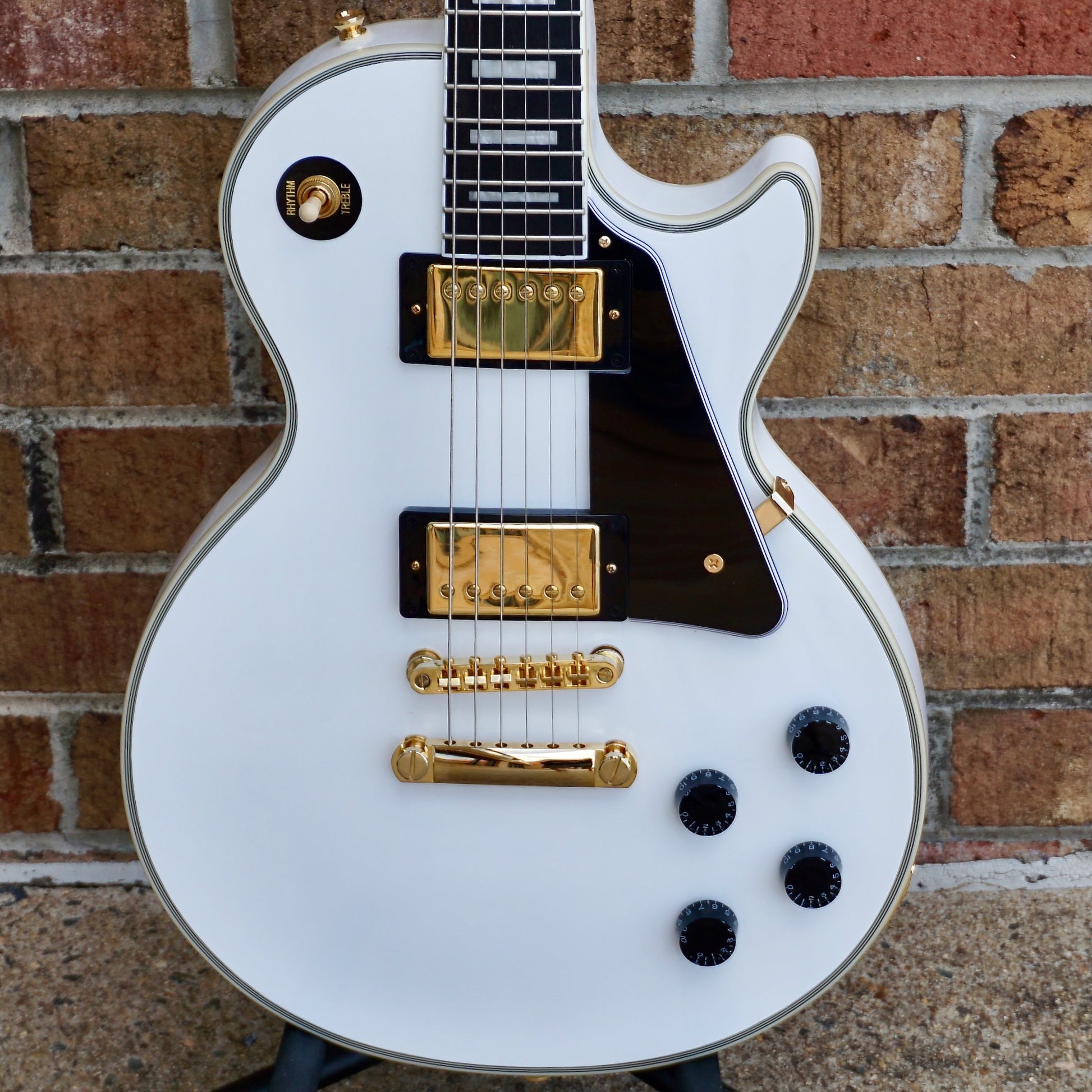 Epiphone Les Paul Custom Alpine White – Matt's Guitars