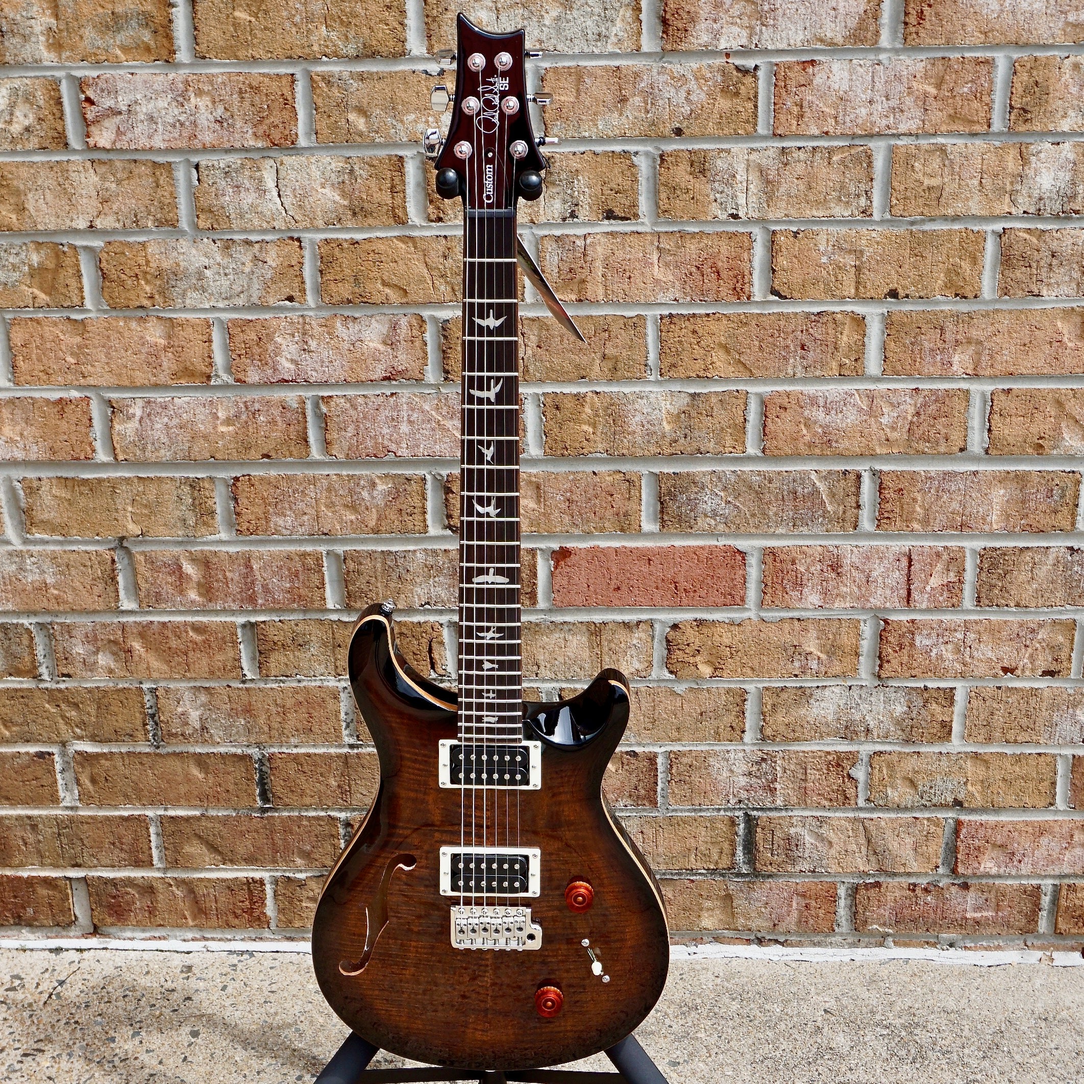 PRS SE Custom 22 Semi-Hollow Black Gold Burst – Matt's Guitars