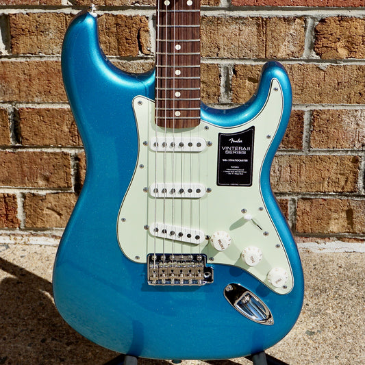 Fender Vintera II '60s Stratocaster Rosewood Fingerboard, Lake Placid Blue