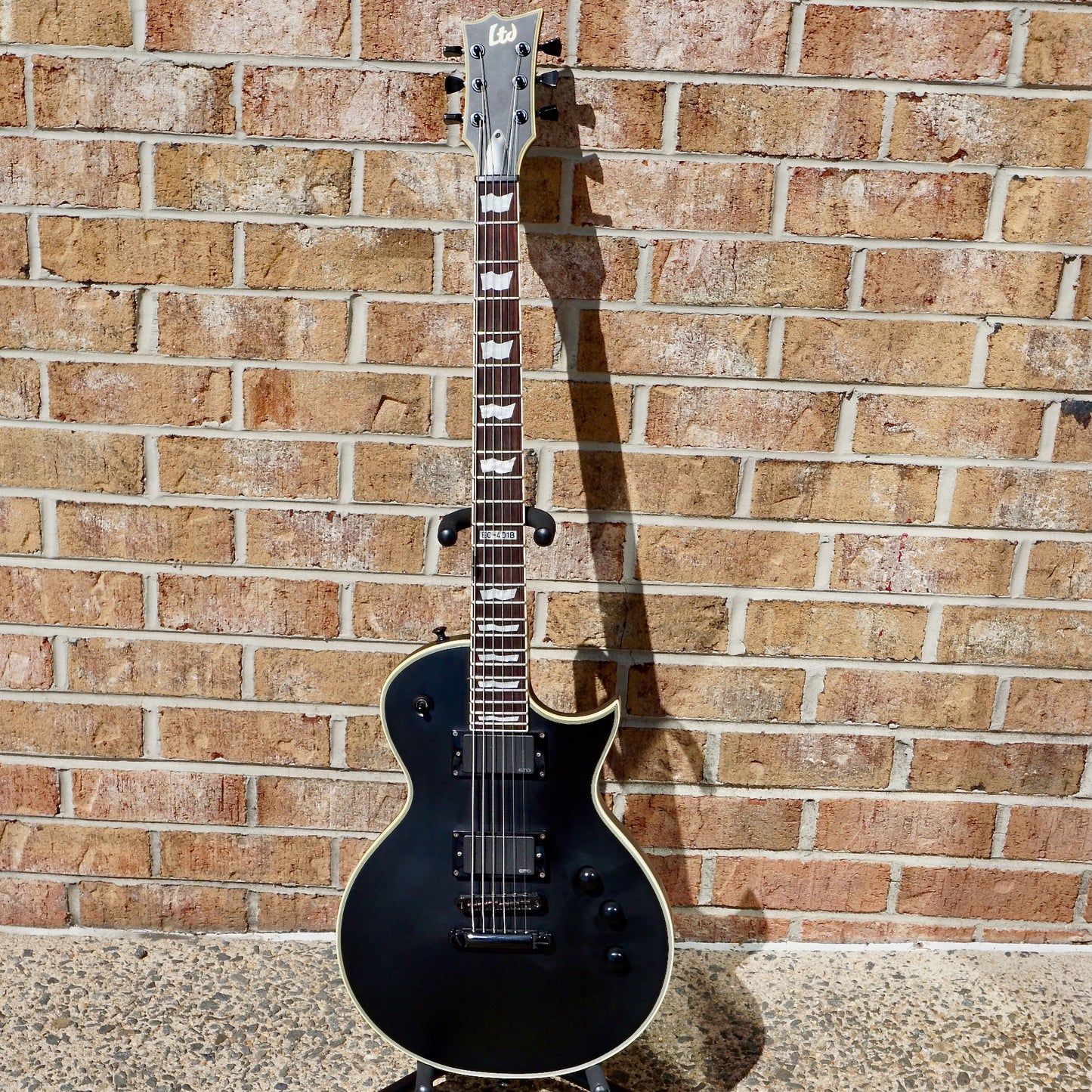 ESP LTD EC-401 Baritone Matte Black