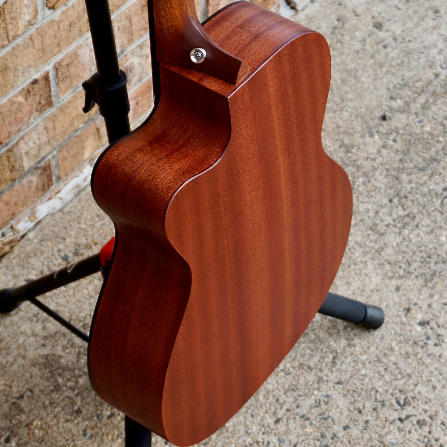 Martin 000CJR-10E Bass