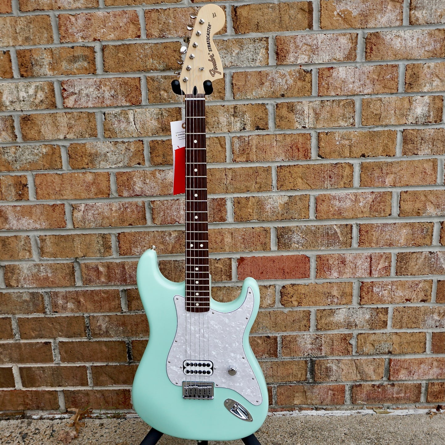 Fender Limited Edition Tom DeLonge Stratocaster Rosewood Fingerboard Surf Green