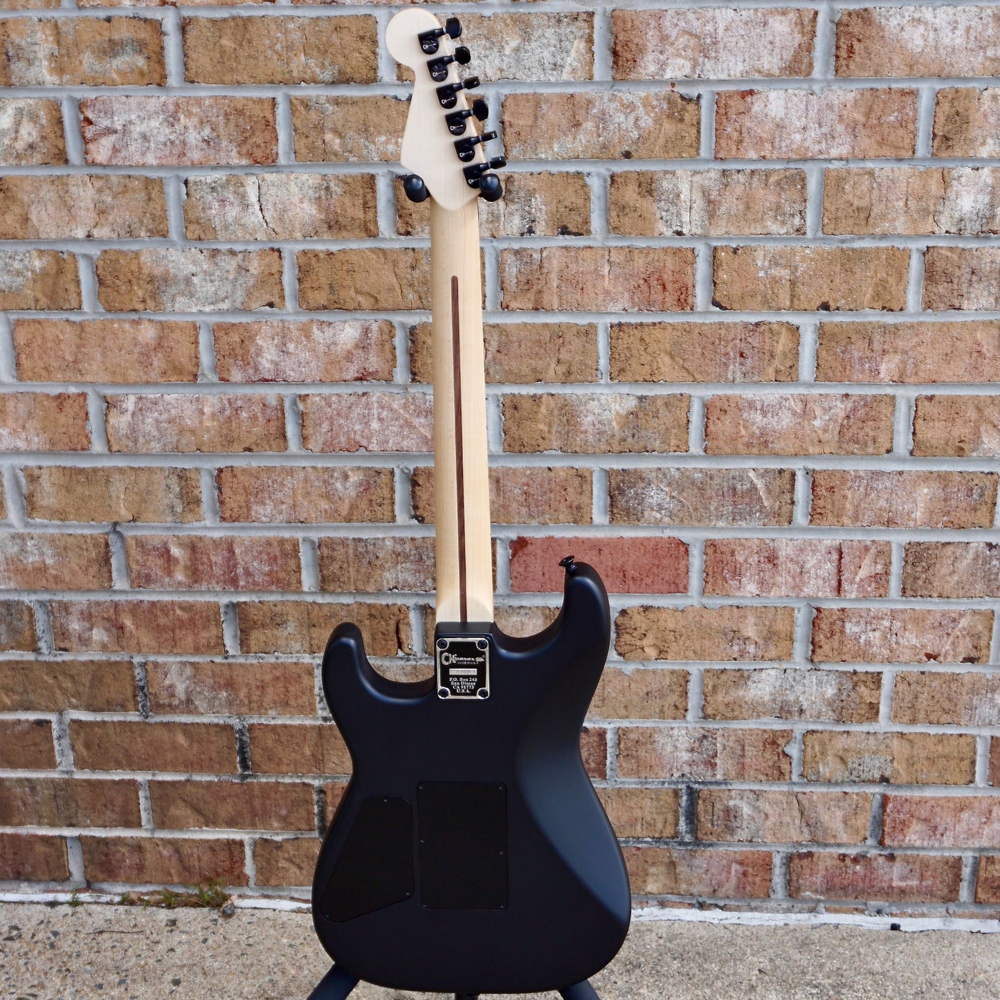 Charvel USA Select San Dimas Style 1 HSS FR Maple Fingerboard Pitch Black