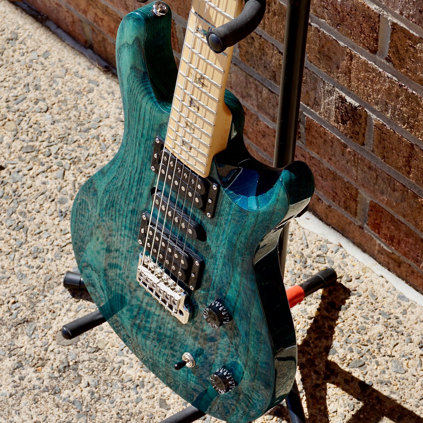 PRS SE Swamp Ash Special Iri Blue