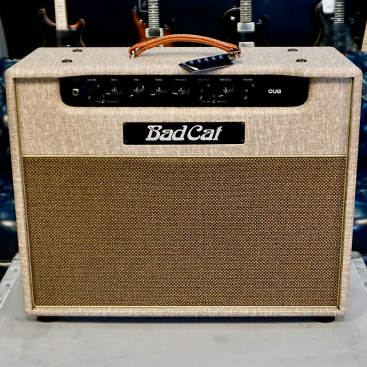 Bad Cat Cub Combo Fawn Tolex, Gold Weave Grill, Gold Piping, Brown Handle
