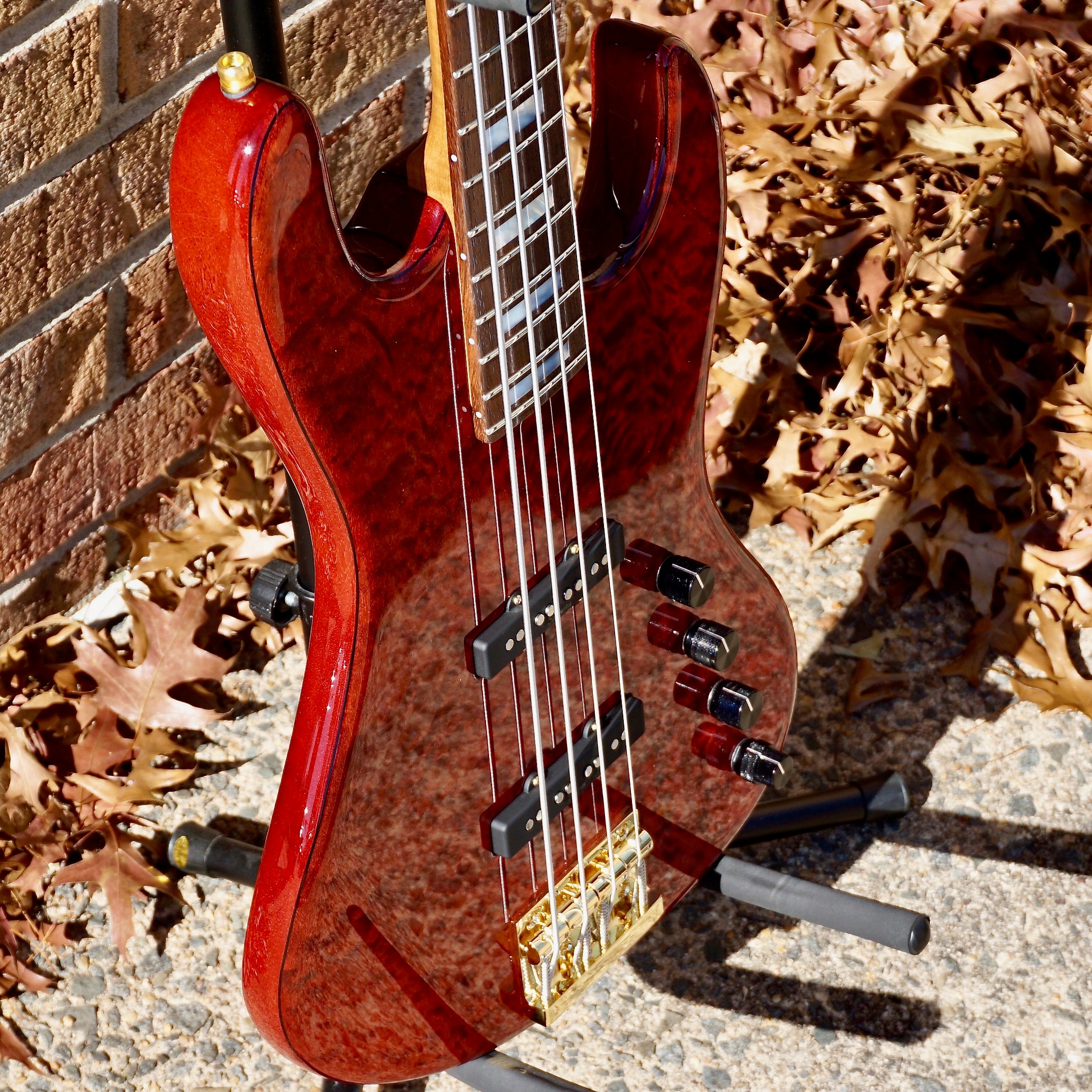 Sadowsky Masterbuilt 21-Fret Standard J/J Bass Limited Edition 2023  4-String Majestic Red Transparent High Polish