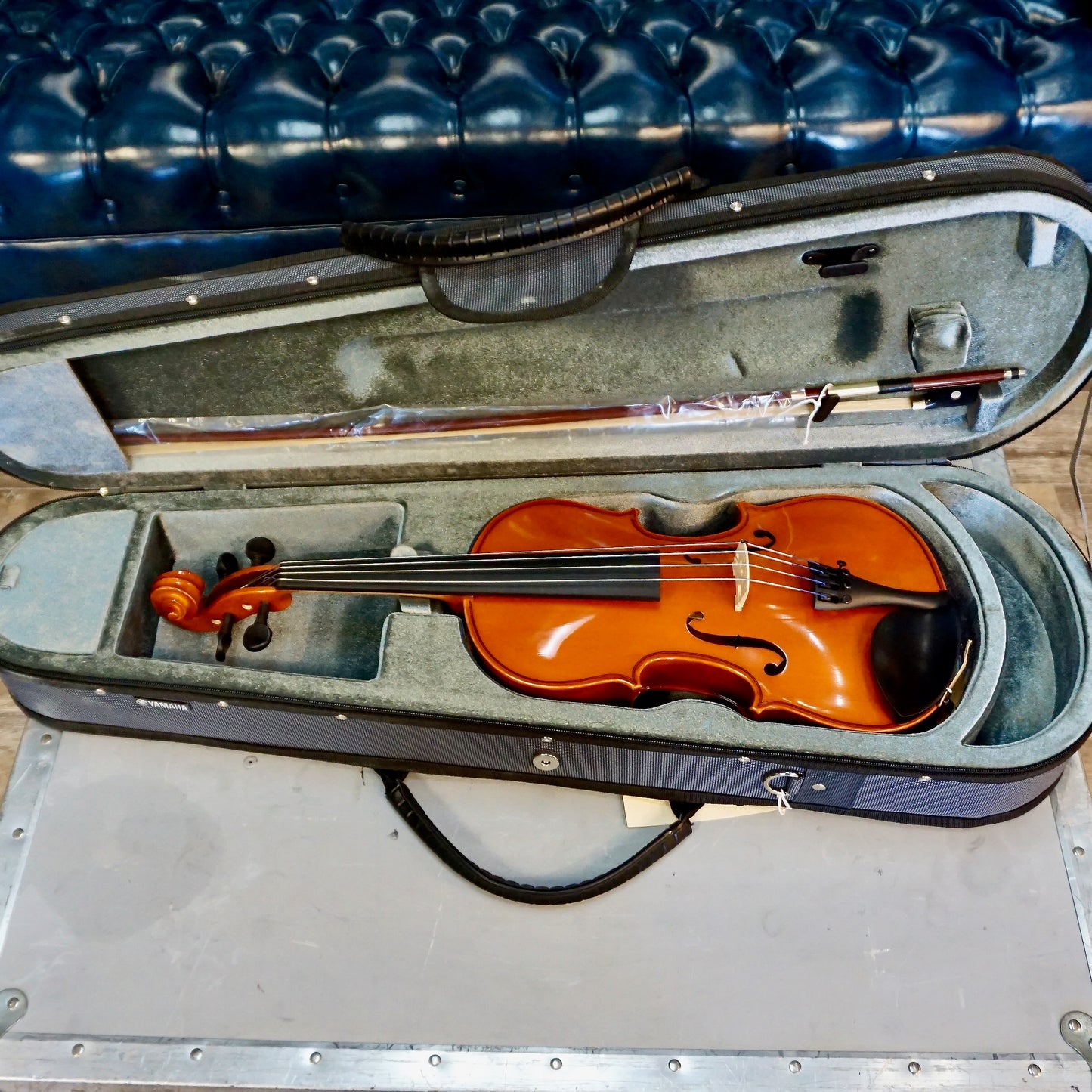 Yamaha VA5 14" Viola