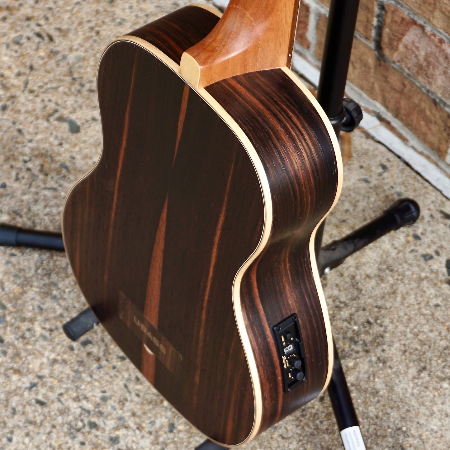 Kala Striped Ebony Fretted Acoustic-Electric UBASS