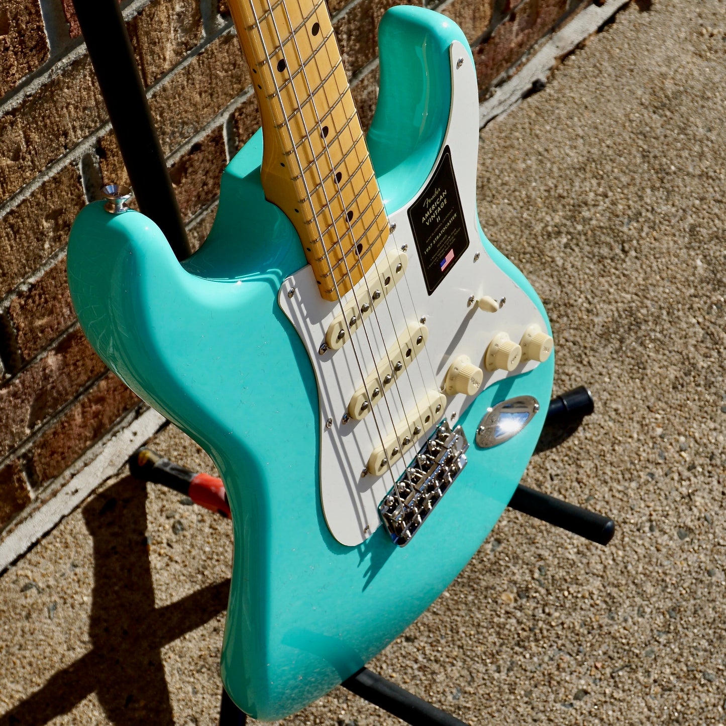 Fender American Vintage II 1957 Stratocaster Maple Fingerboard Sea Foam Green