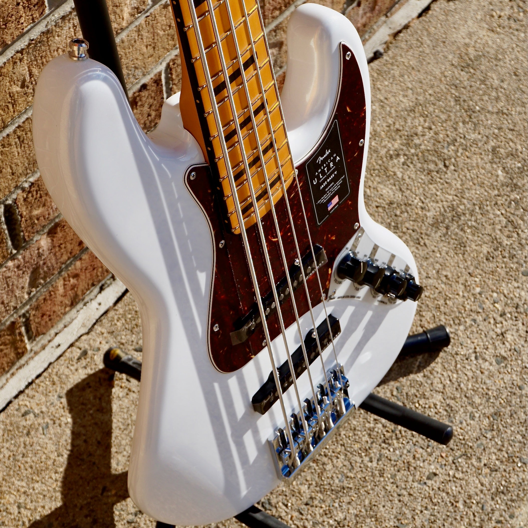 Fender American Ultra Jazz Bass V Maple Fingerboard Arctic Pearl ...