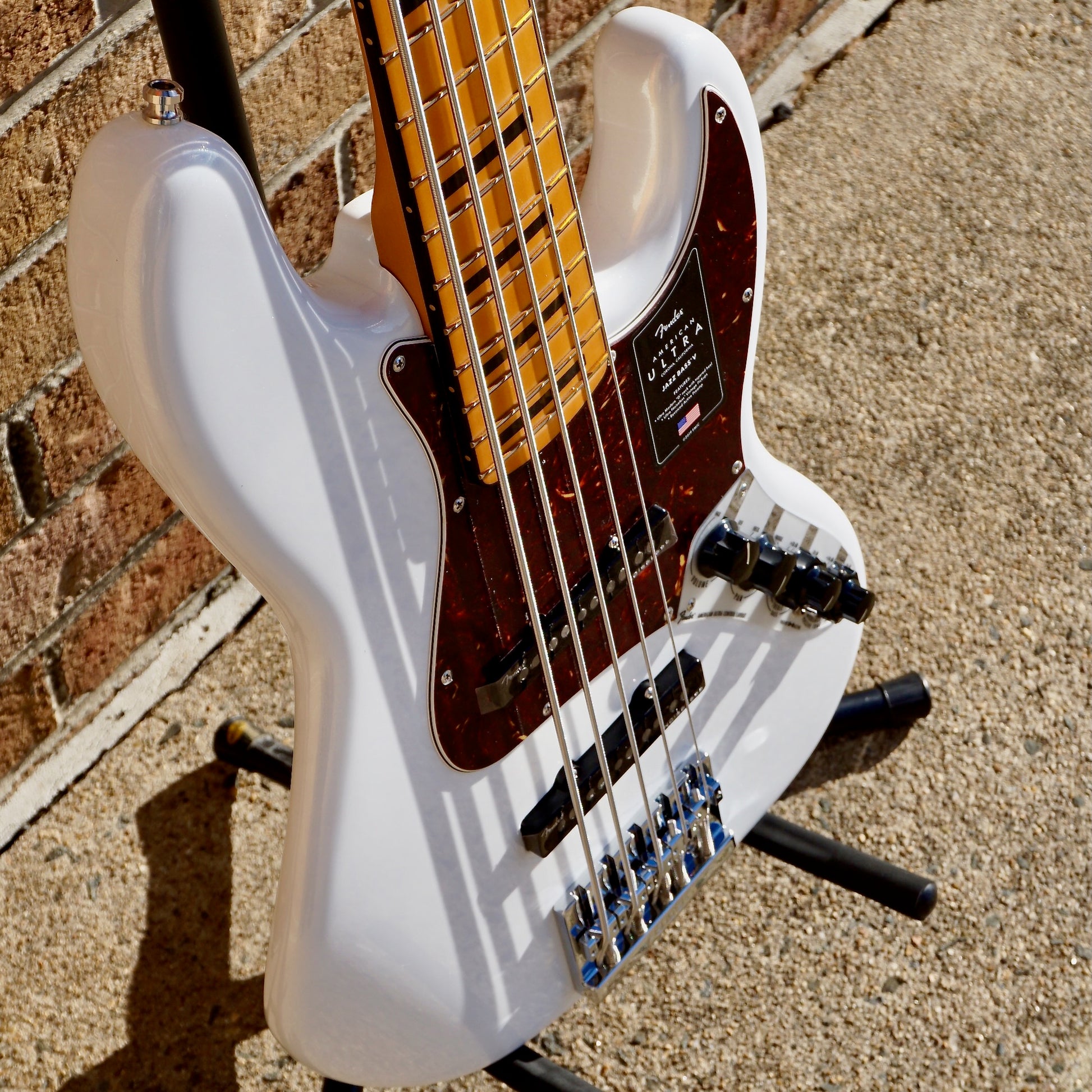 Fender American Ultra Jazz Bass V Maple Fingerboard Arctic Pearl 